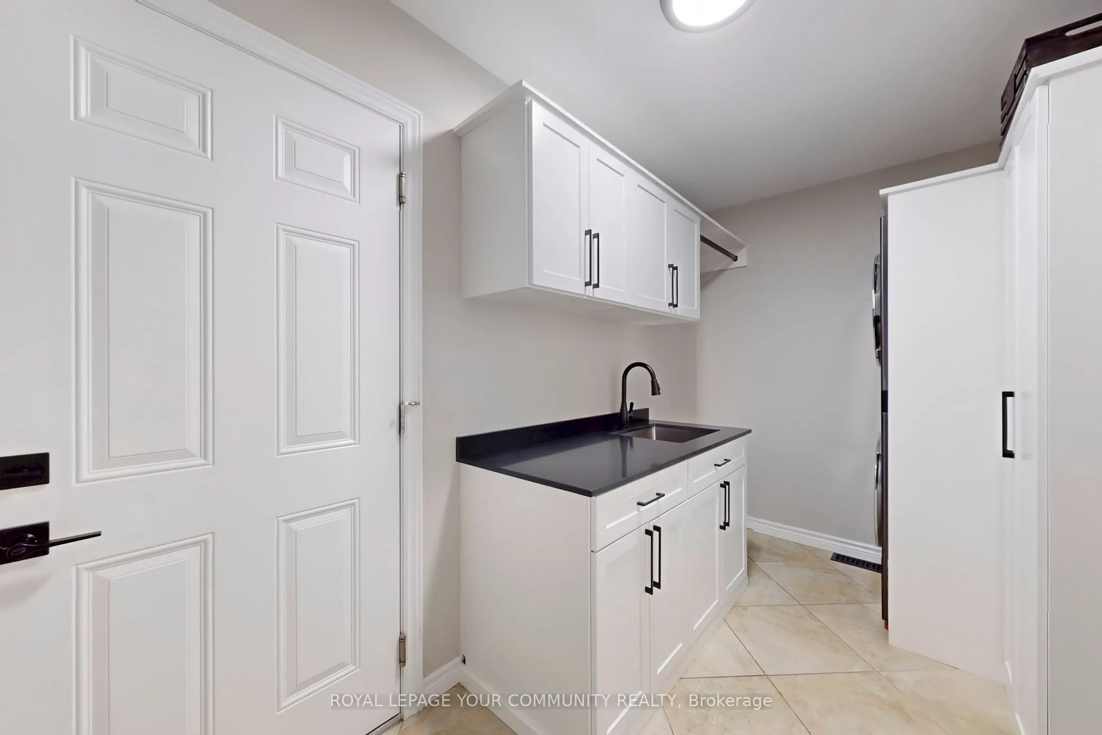 10 Reddington Drive, #6