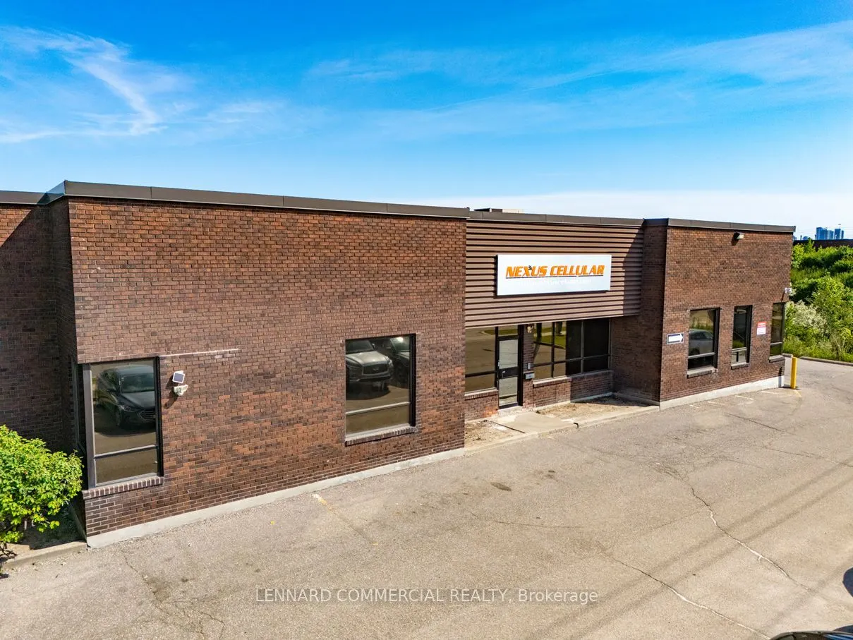 1090 Aerowood Drive, #7
