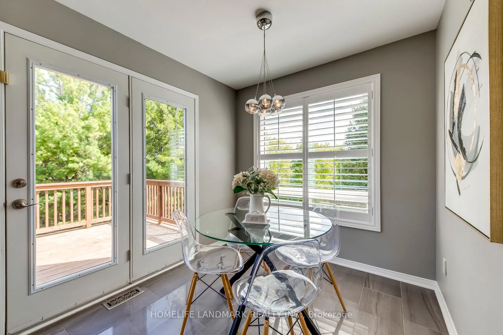 2503 Gill Crescent