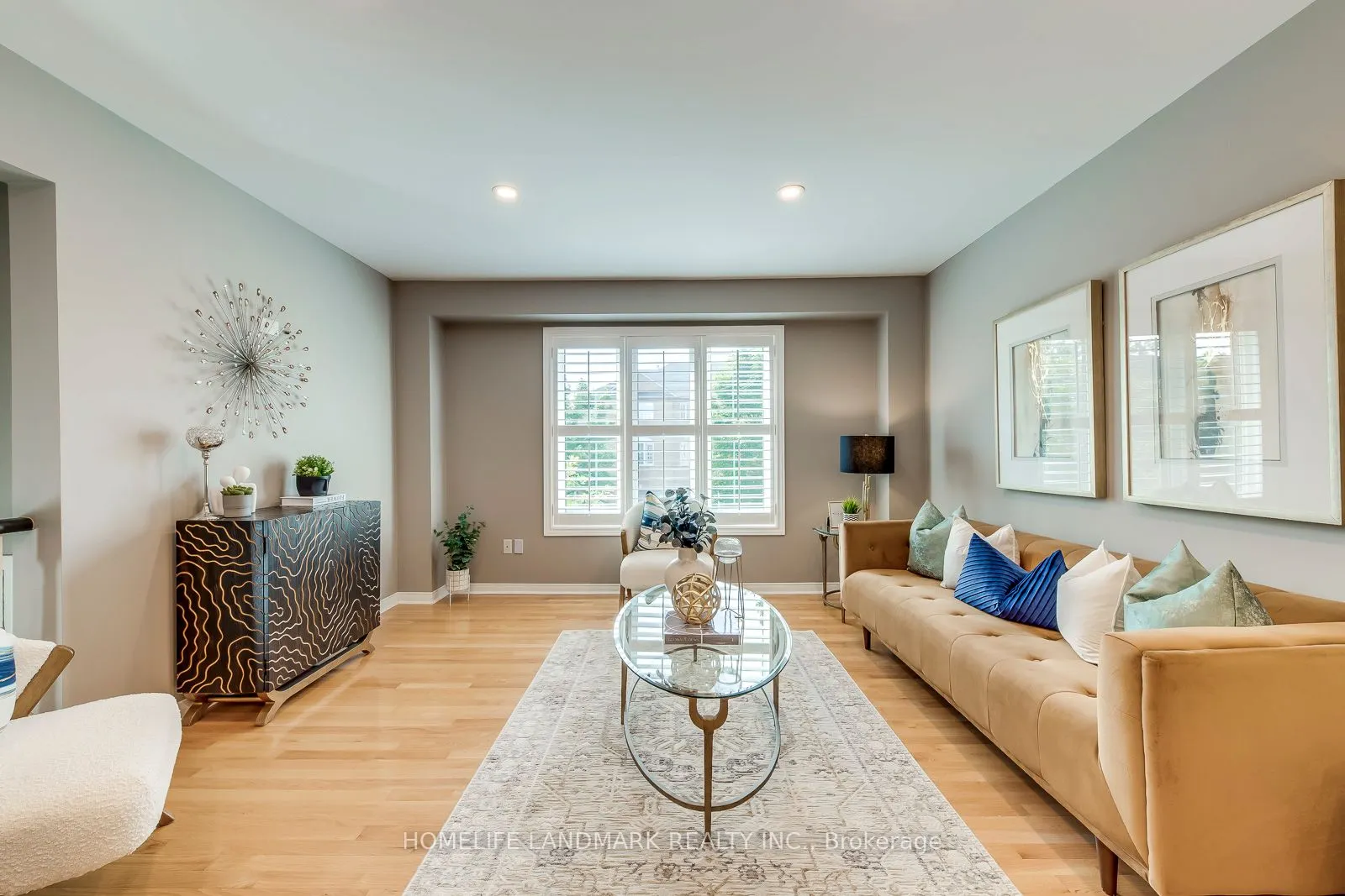 2503 Gill Crescent
