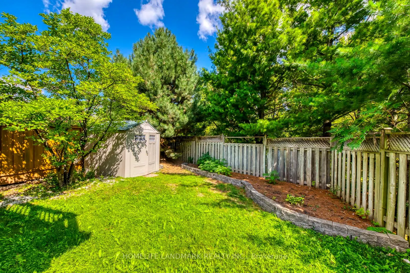2503 Gill Crescent