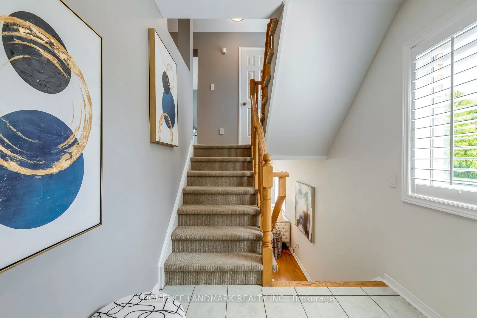 2503 Gill Crescent