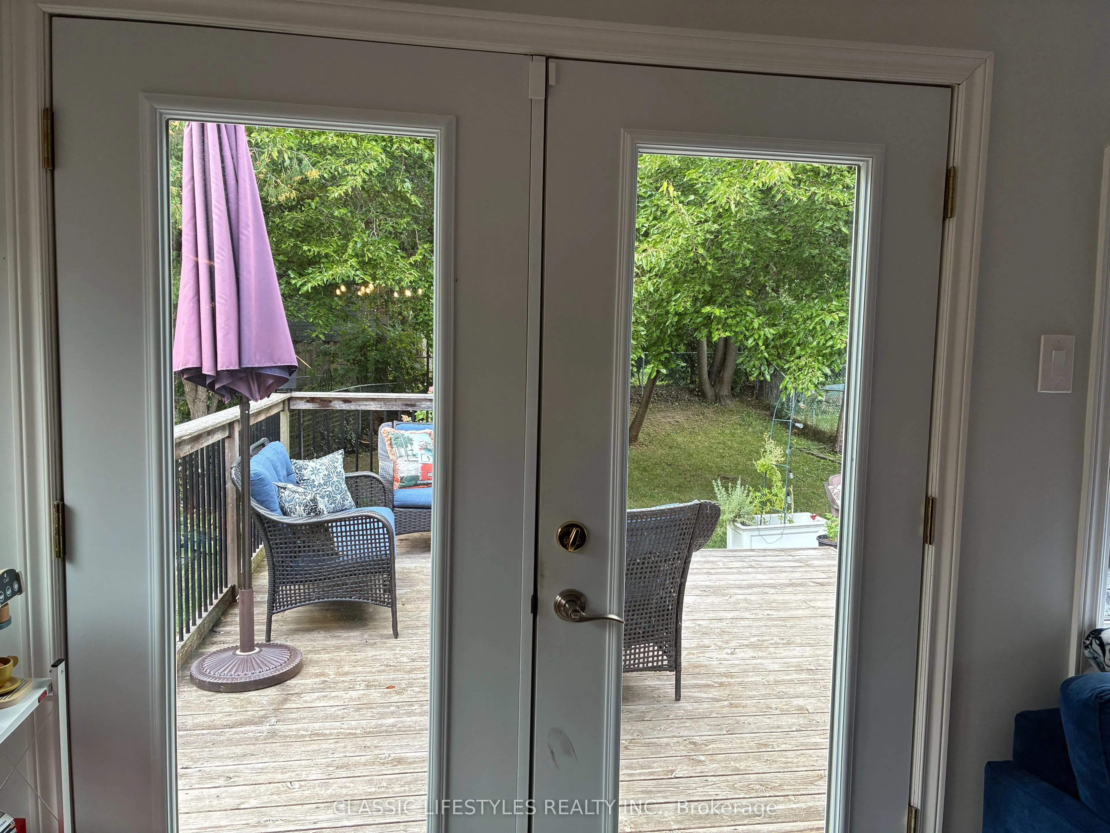 20 Redwater Drive