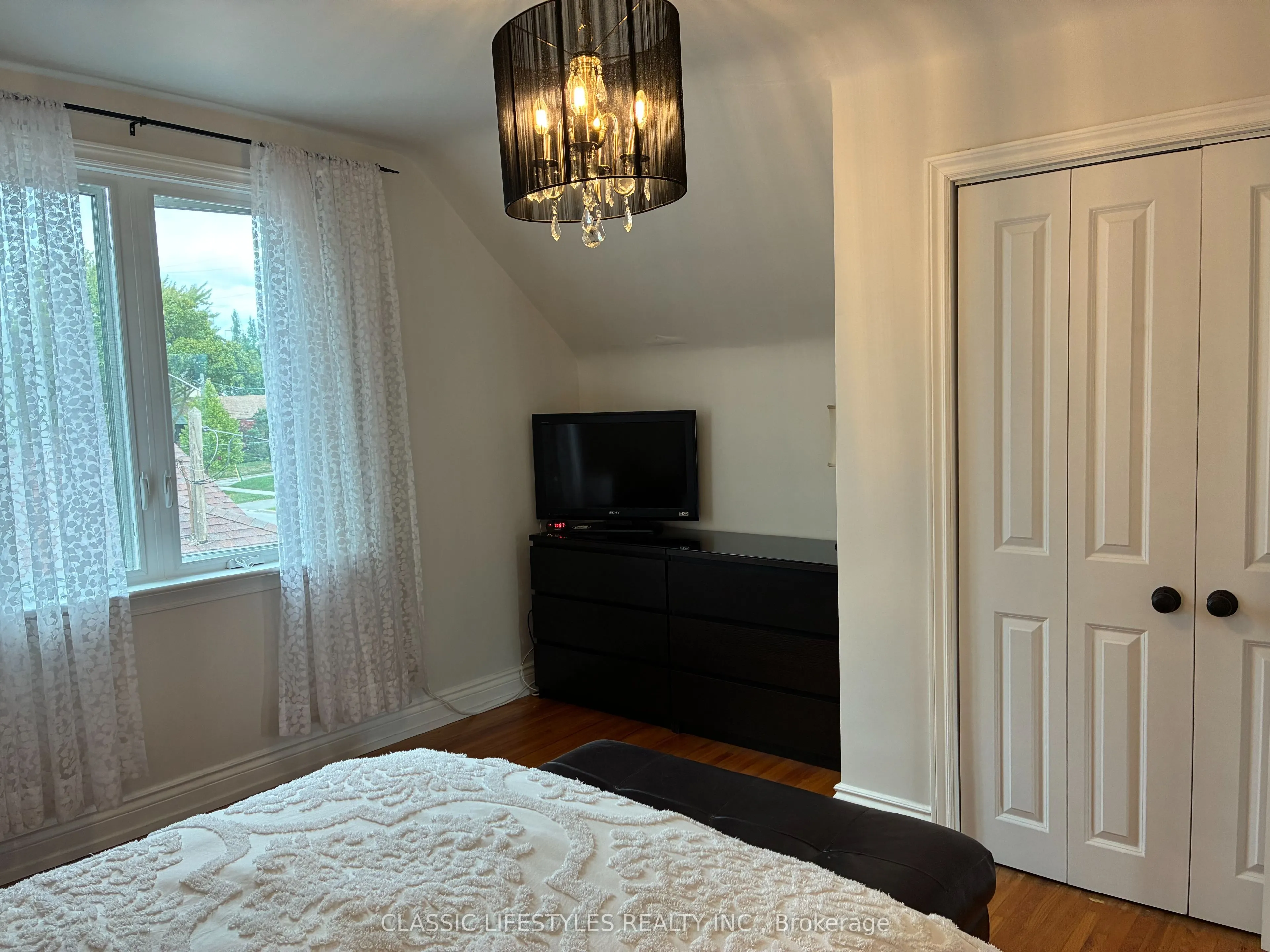 20 Redwater Drive