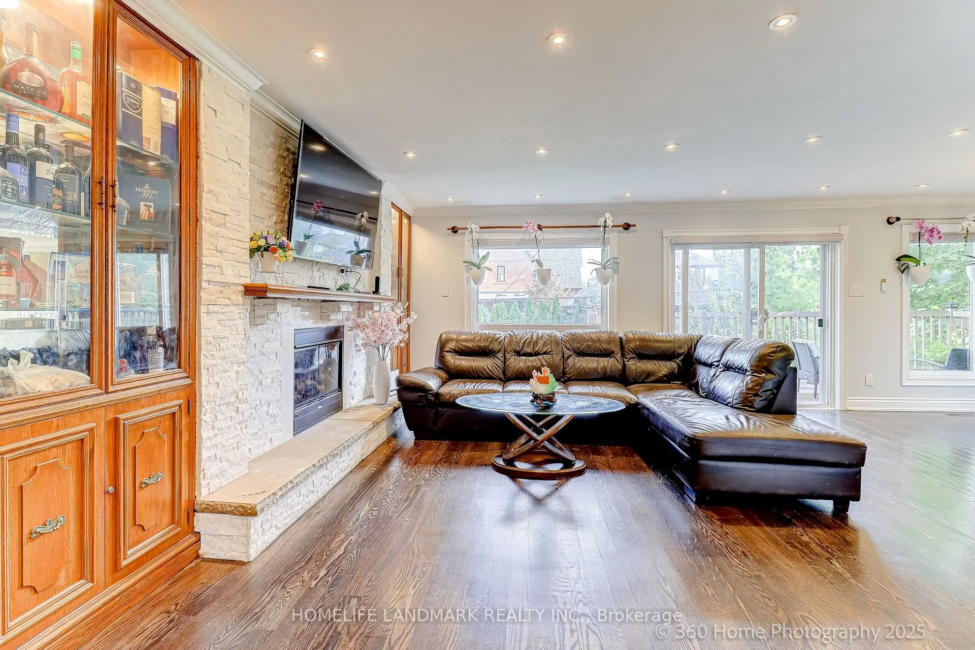 123 Queens Drive