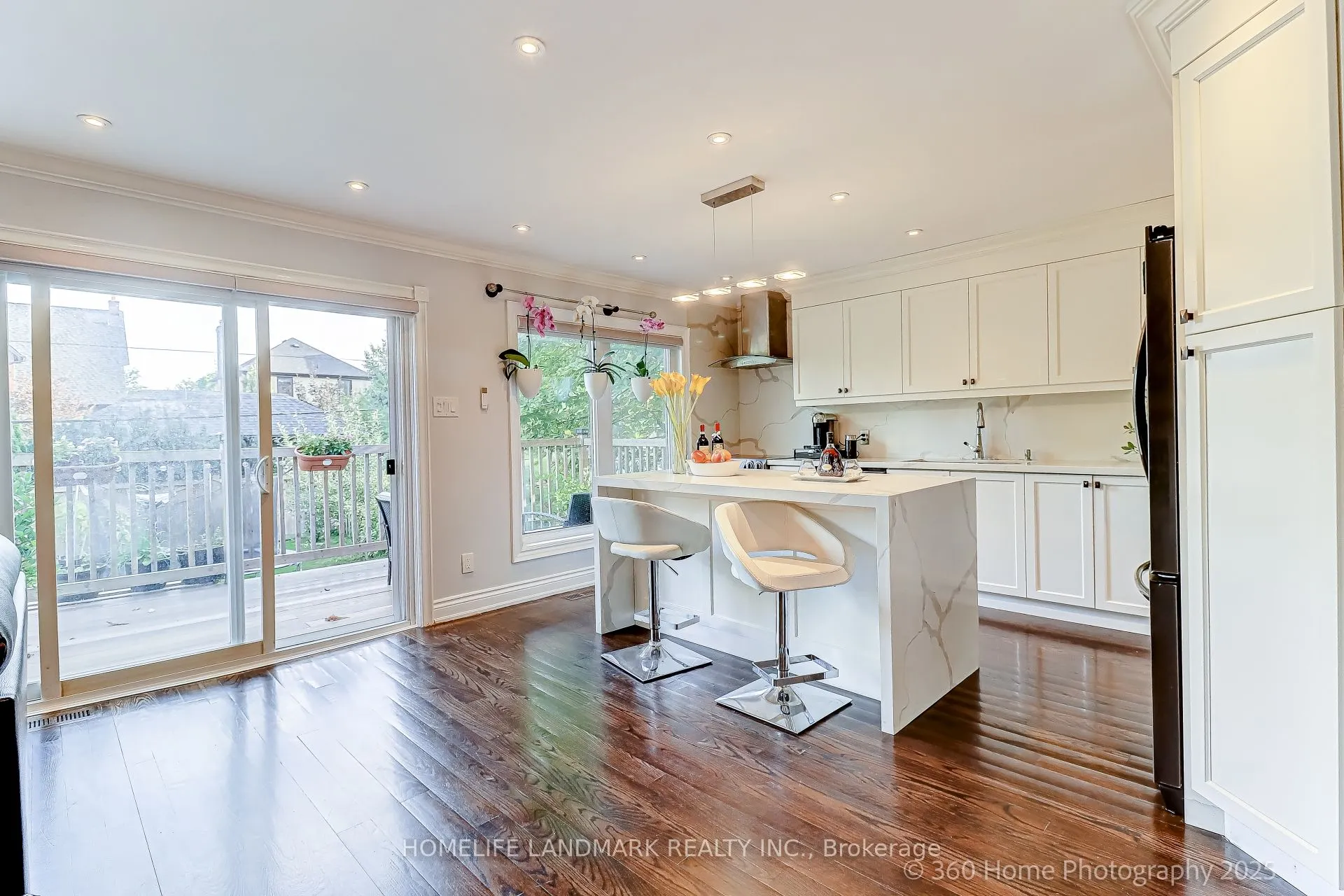 123 Queens Drive
