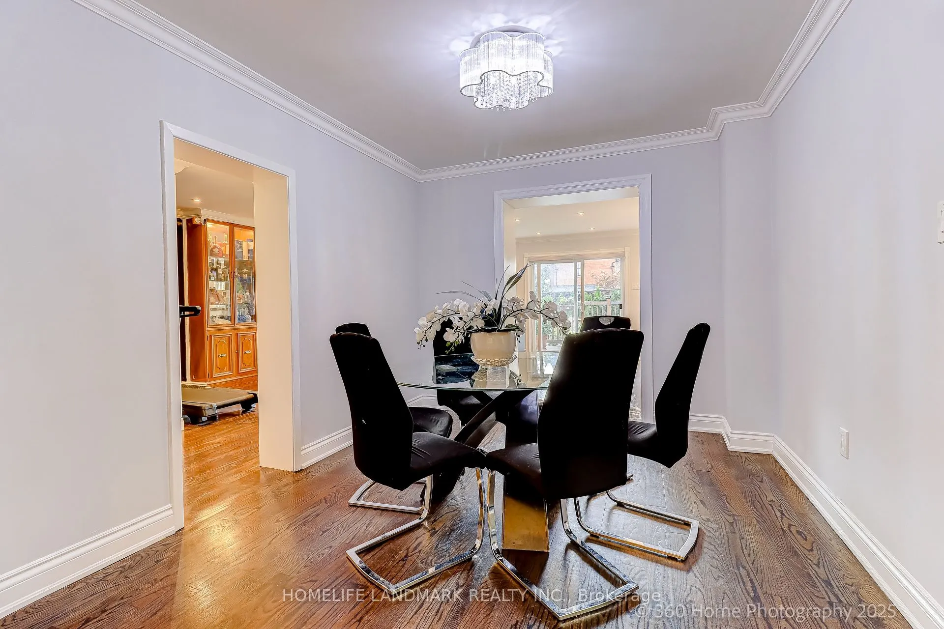 123 Queens Drive
