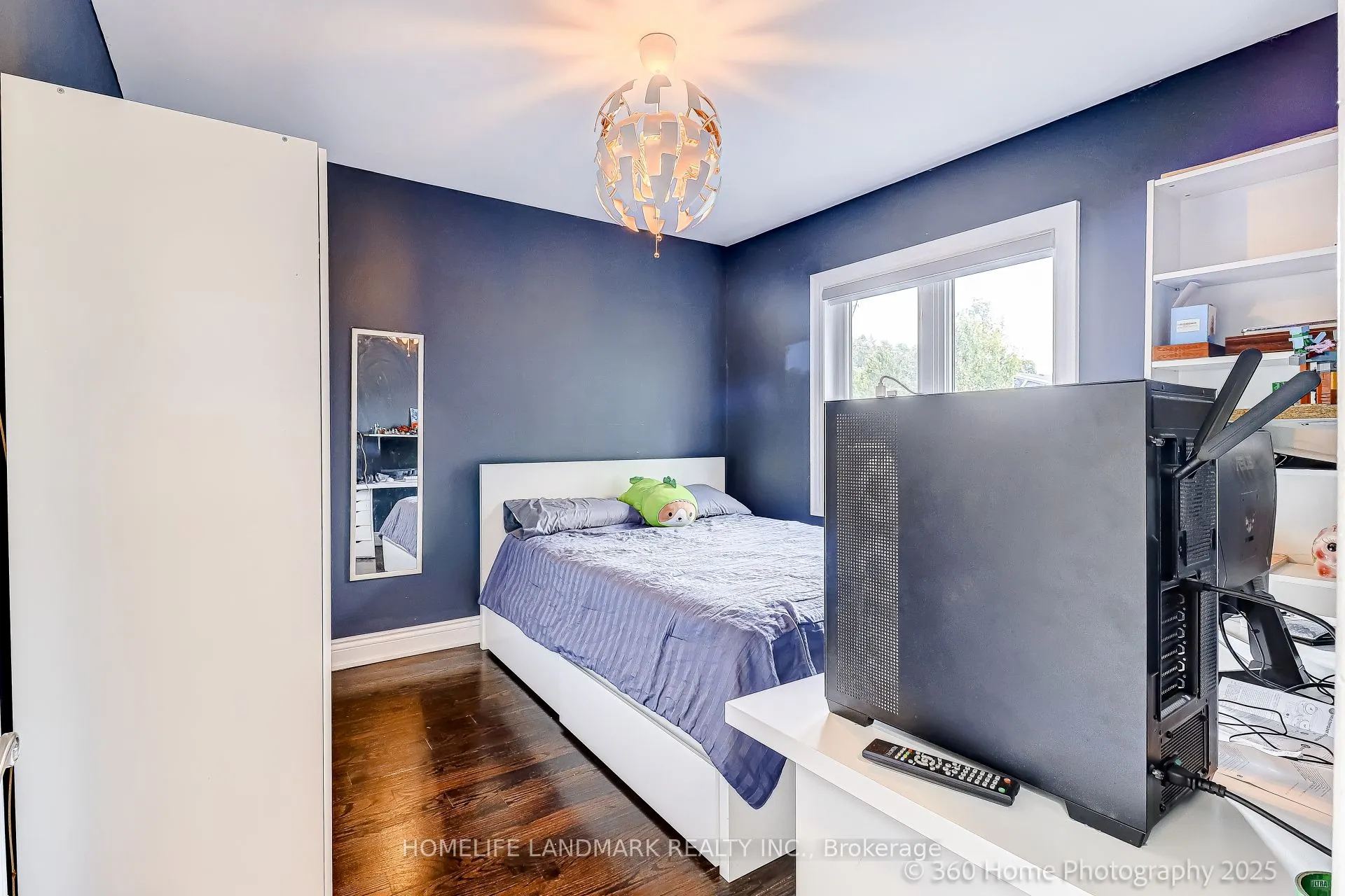 123 Queens Drive