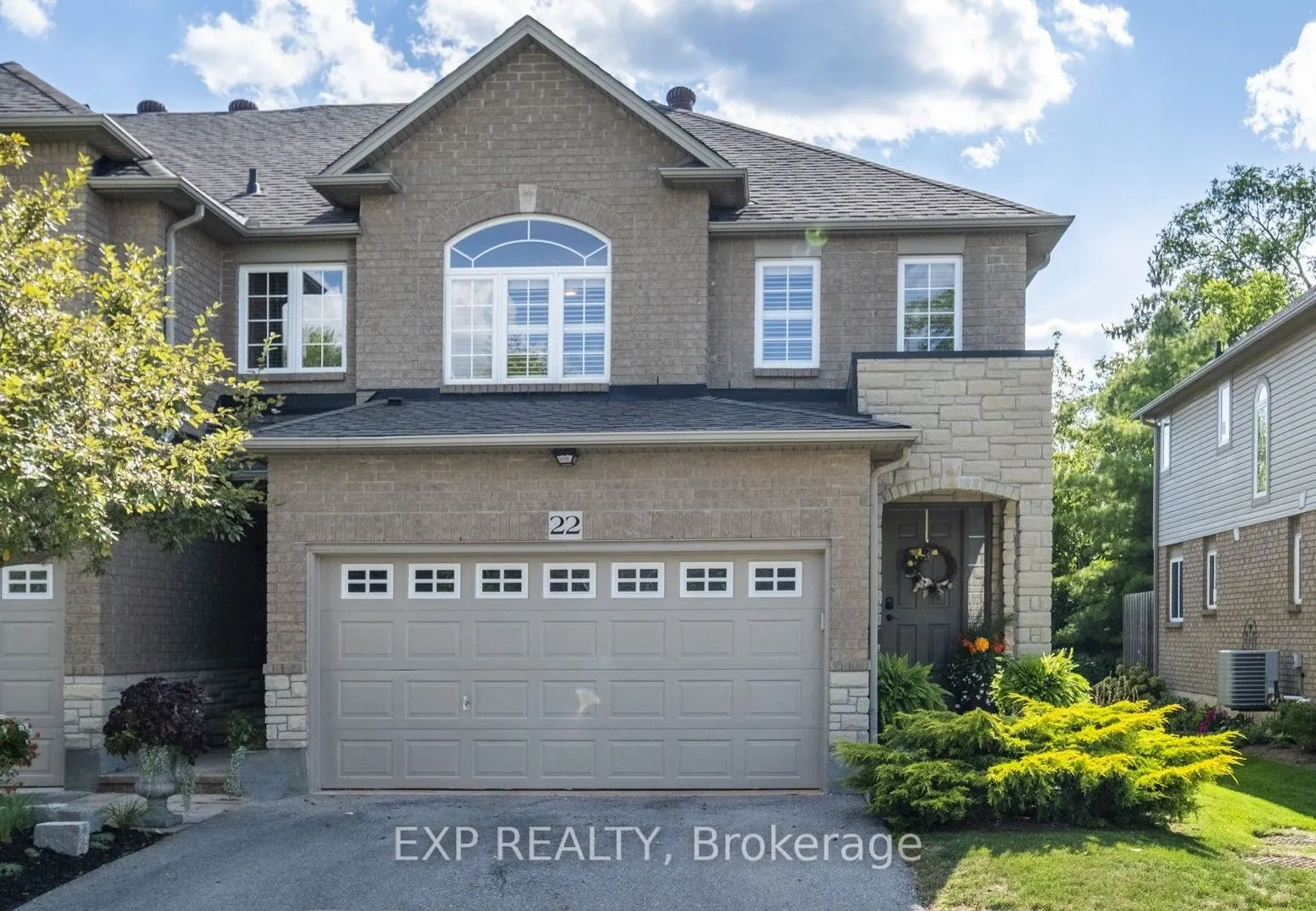 130 Robert Street, #22