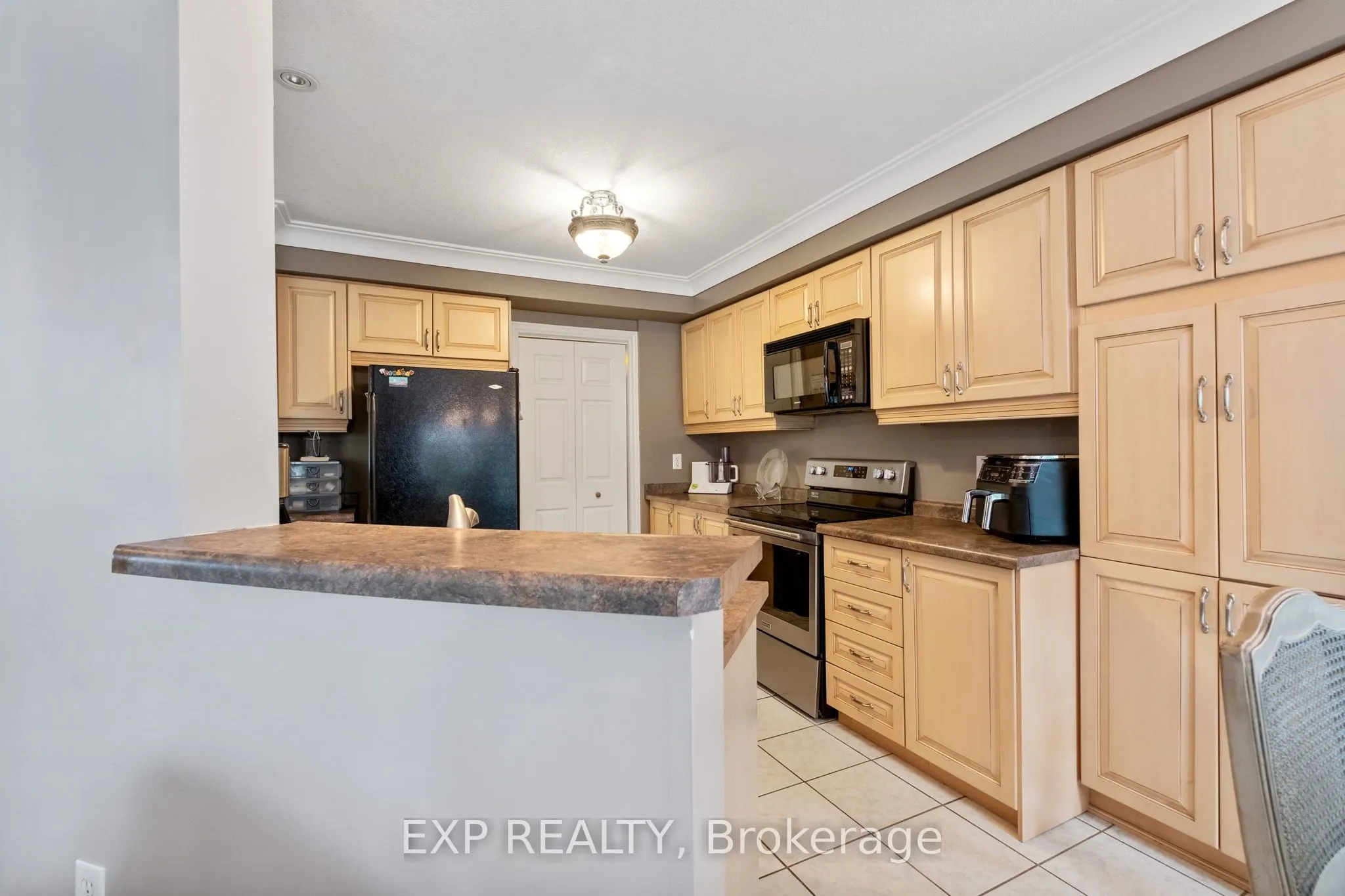 130 Robert Street, #22
