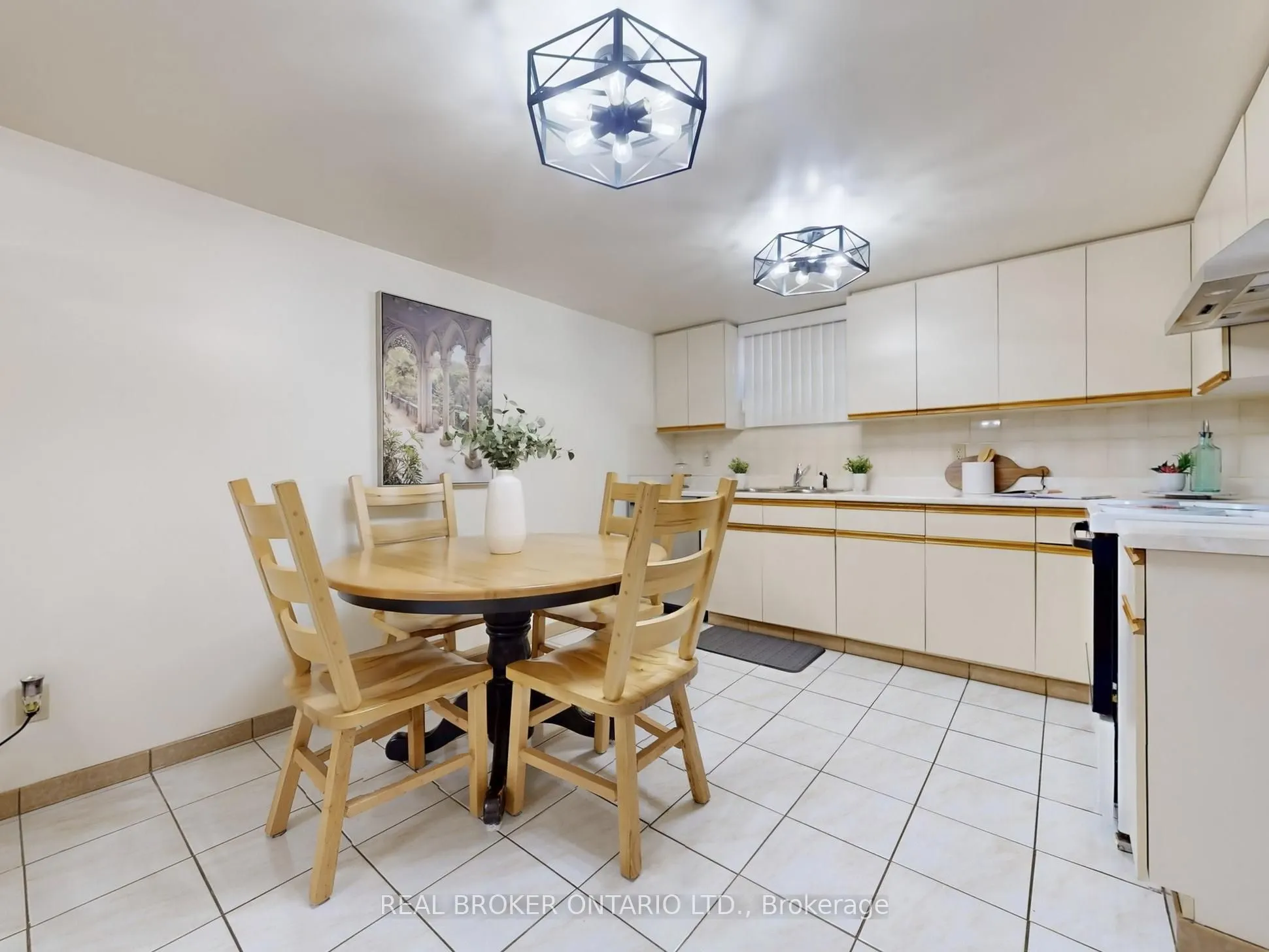3 Fairweather Road