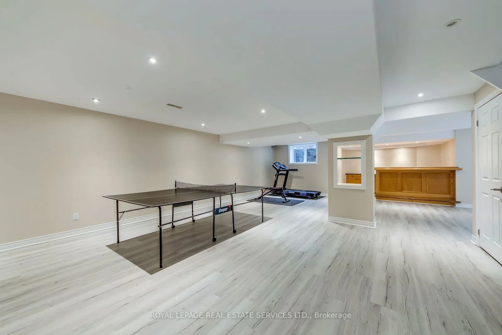 1387 Bayshire Drive