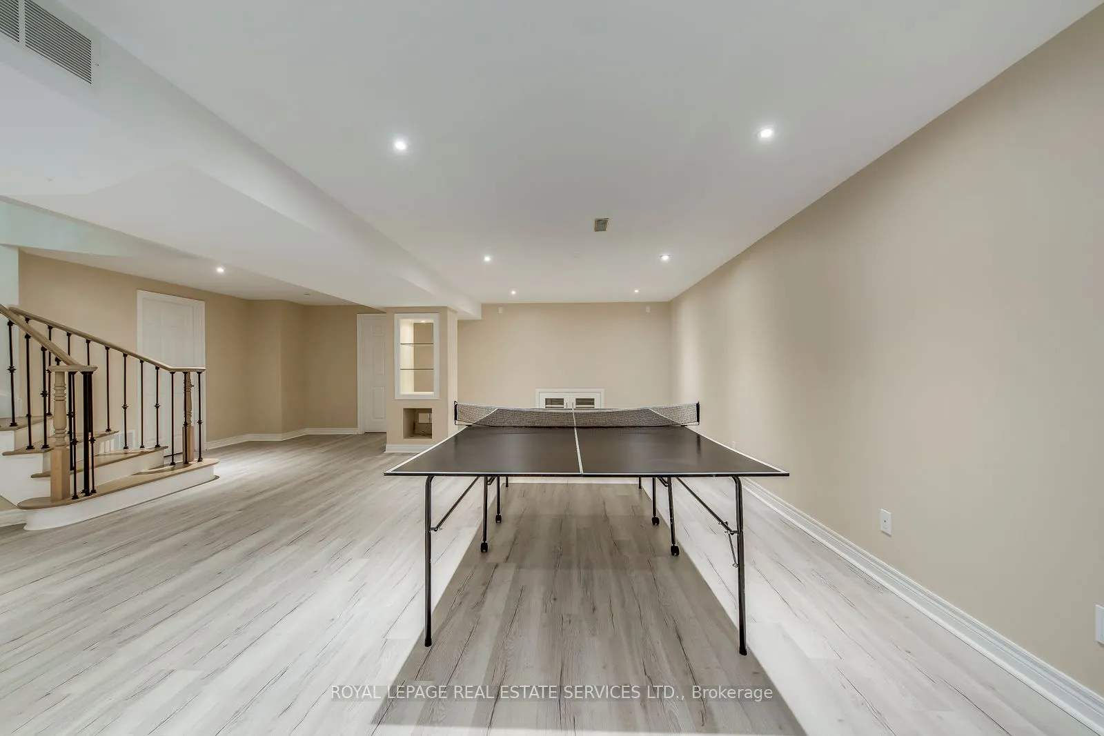 1387 Bayshire Drive