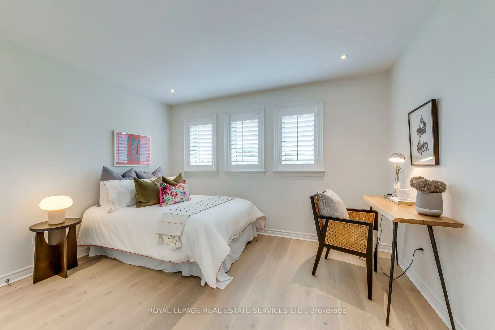 1387 Bayshire Drive