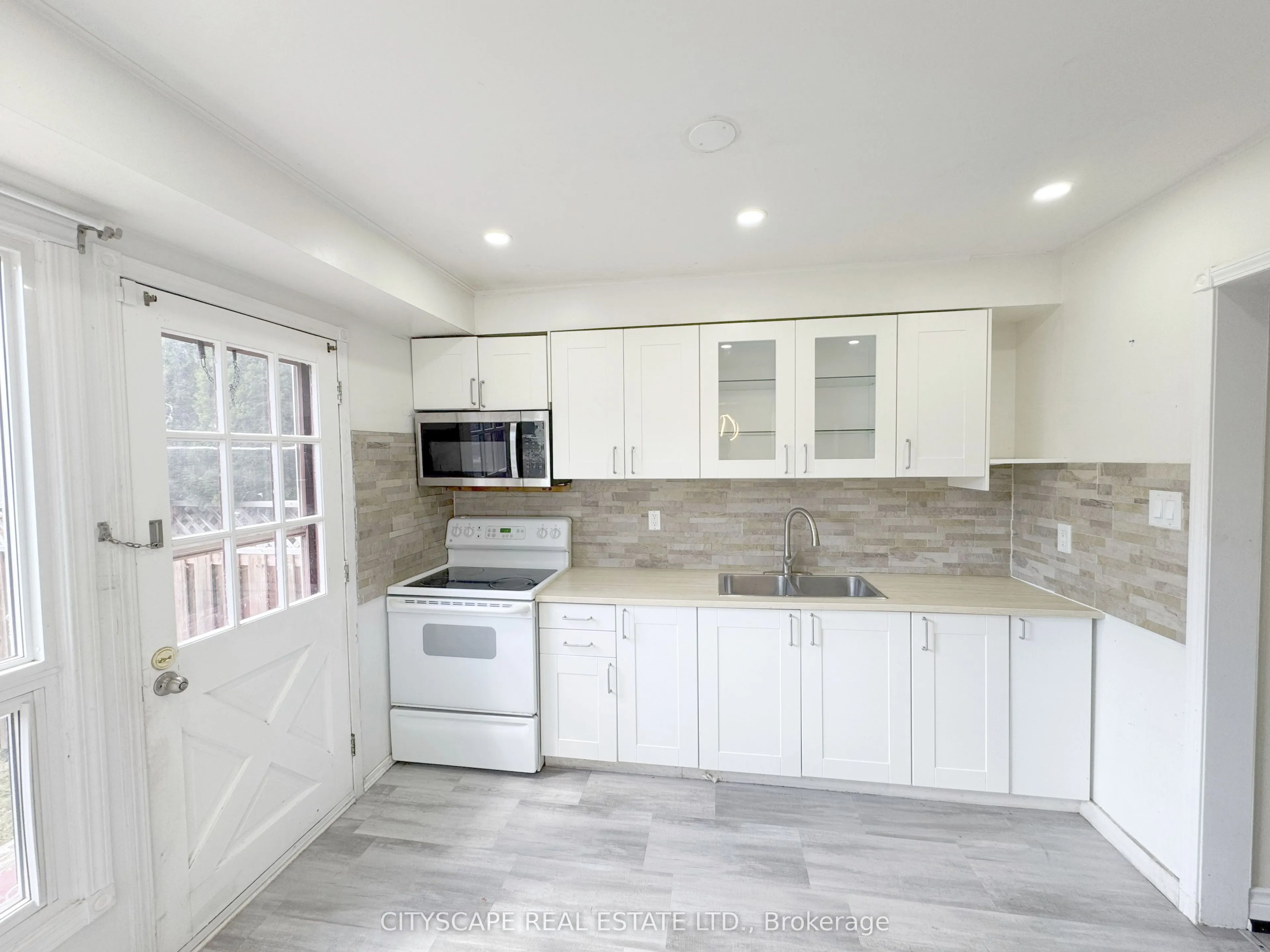 62 Barrington Crescent