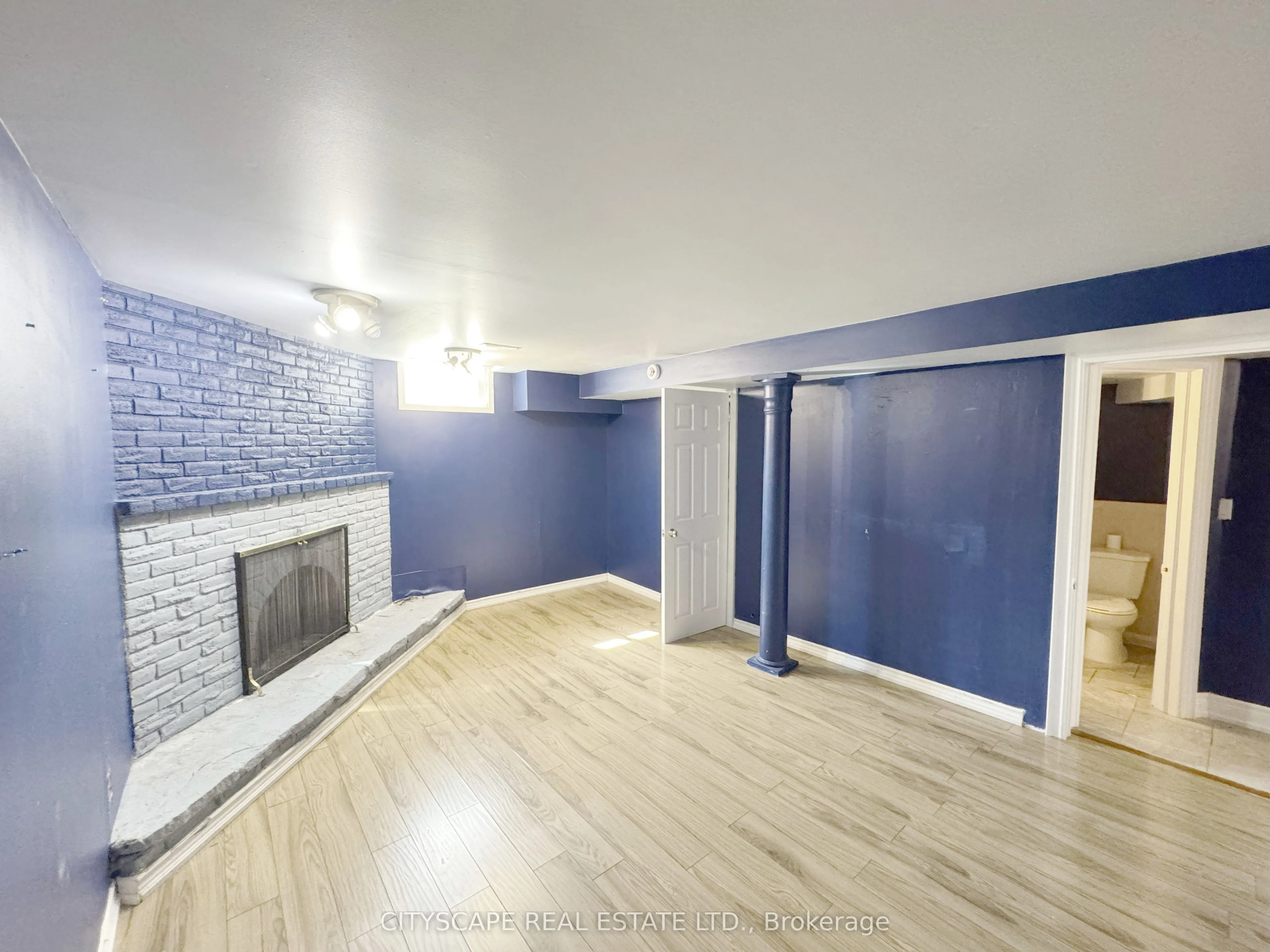 62 Barrington Crescent