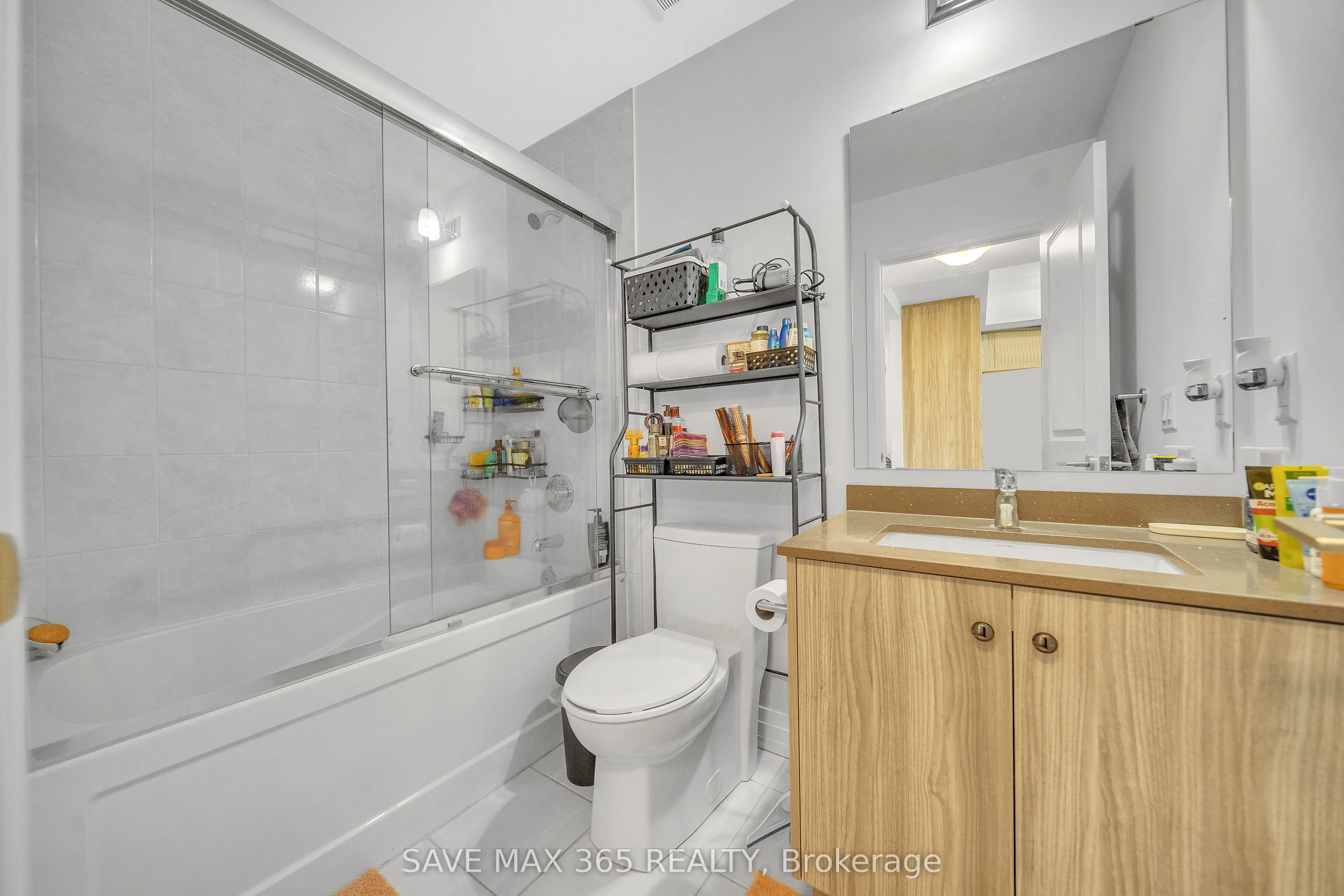 95 Attmar Drive, #121