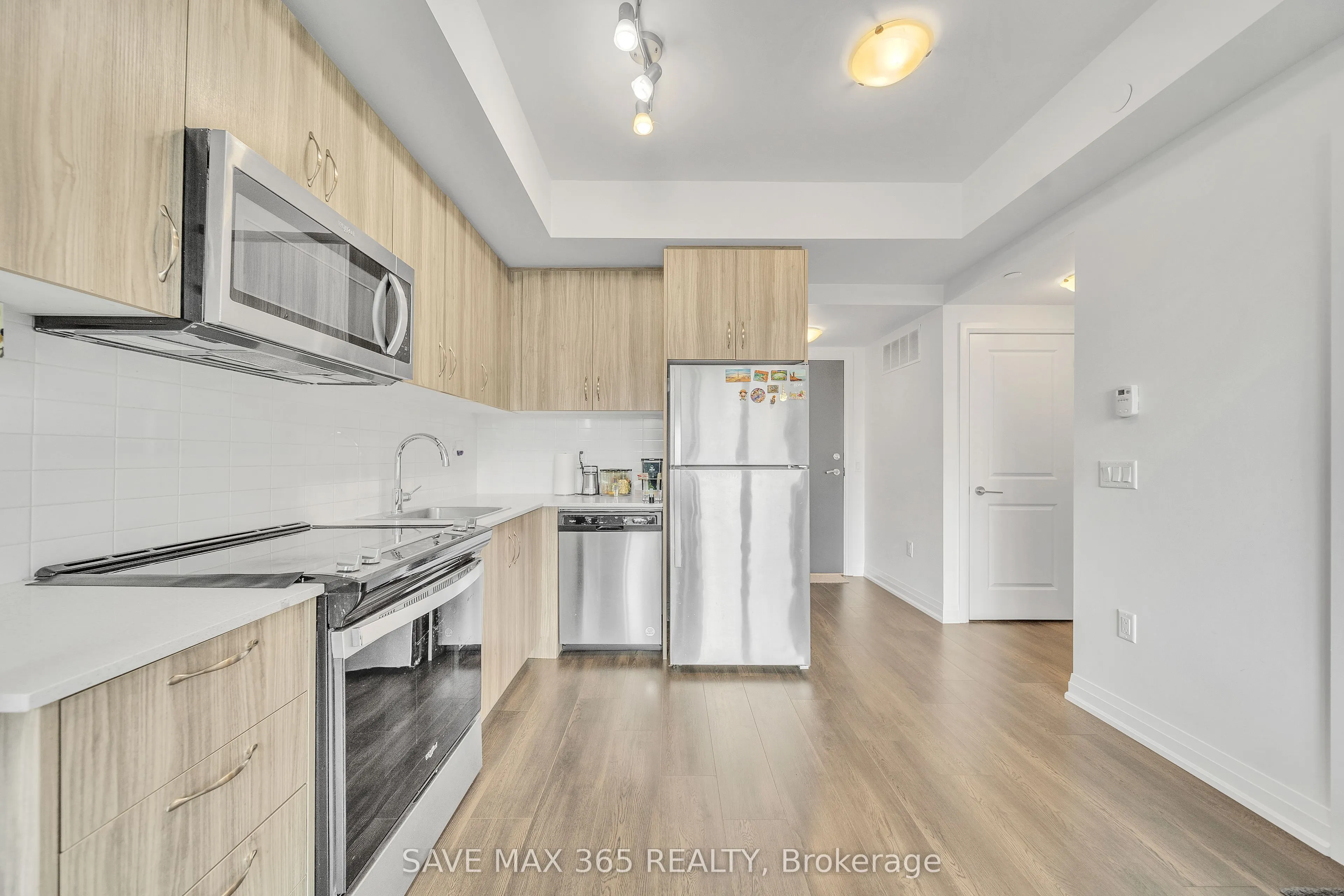 95 Attmar Drive, #121