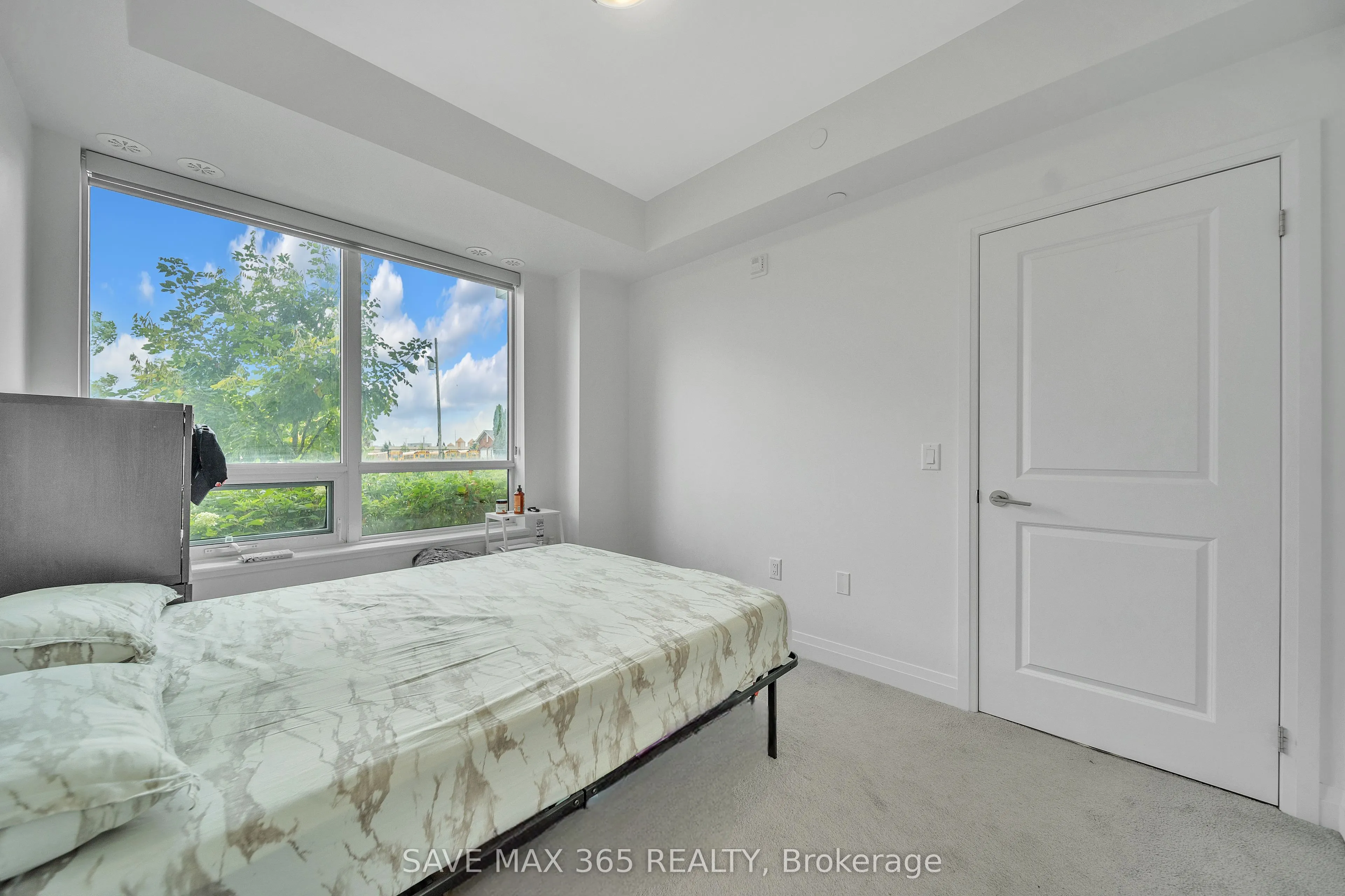 95 Attmar Drive, #121