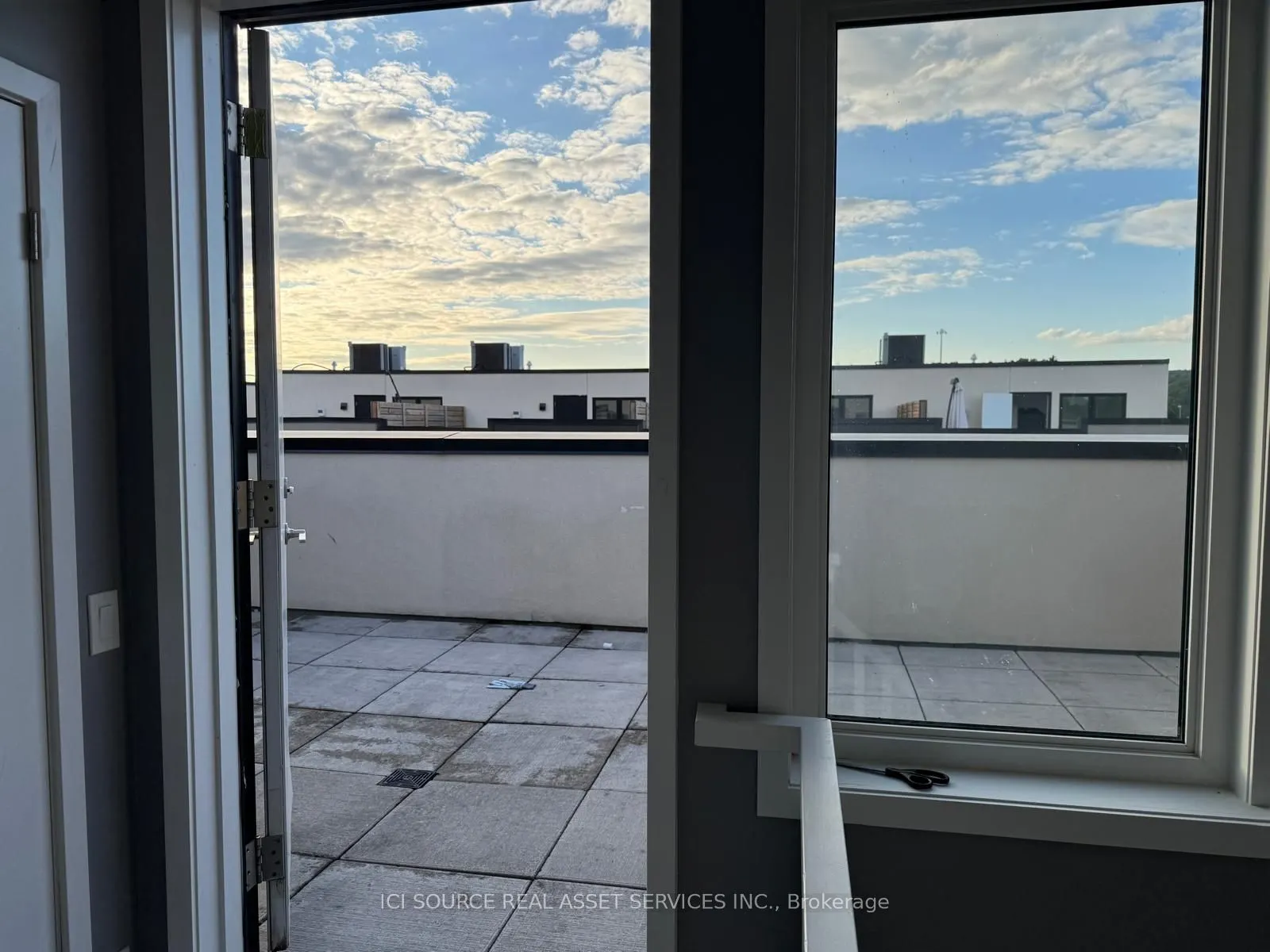 1133 Cooke Boulevard, #810