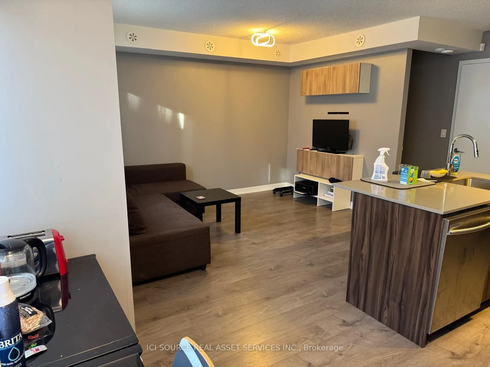 1133 Cooke Boulevard, #810