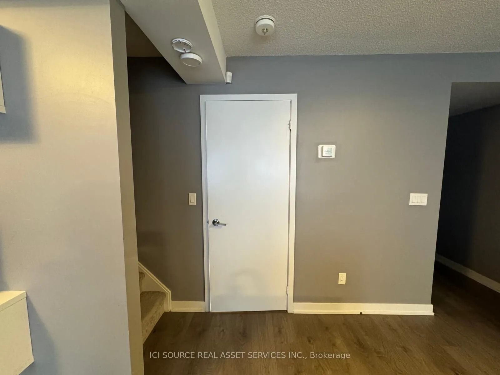 1133 Cooke Boulevard, #810