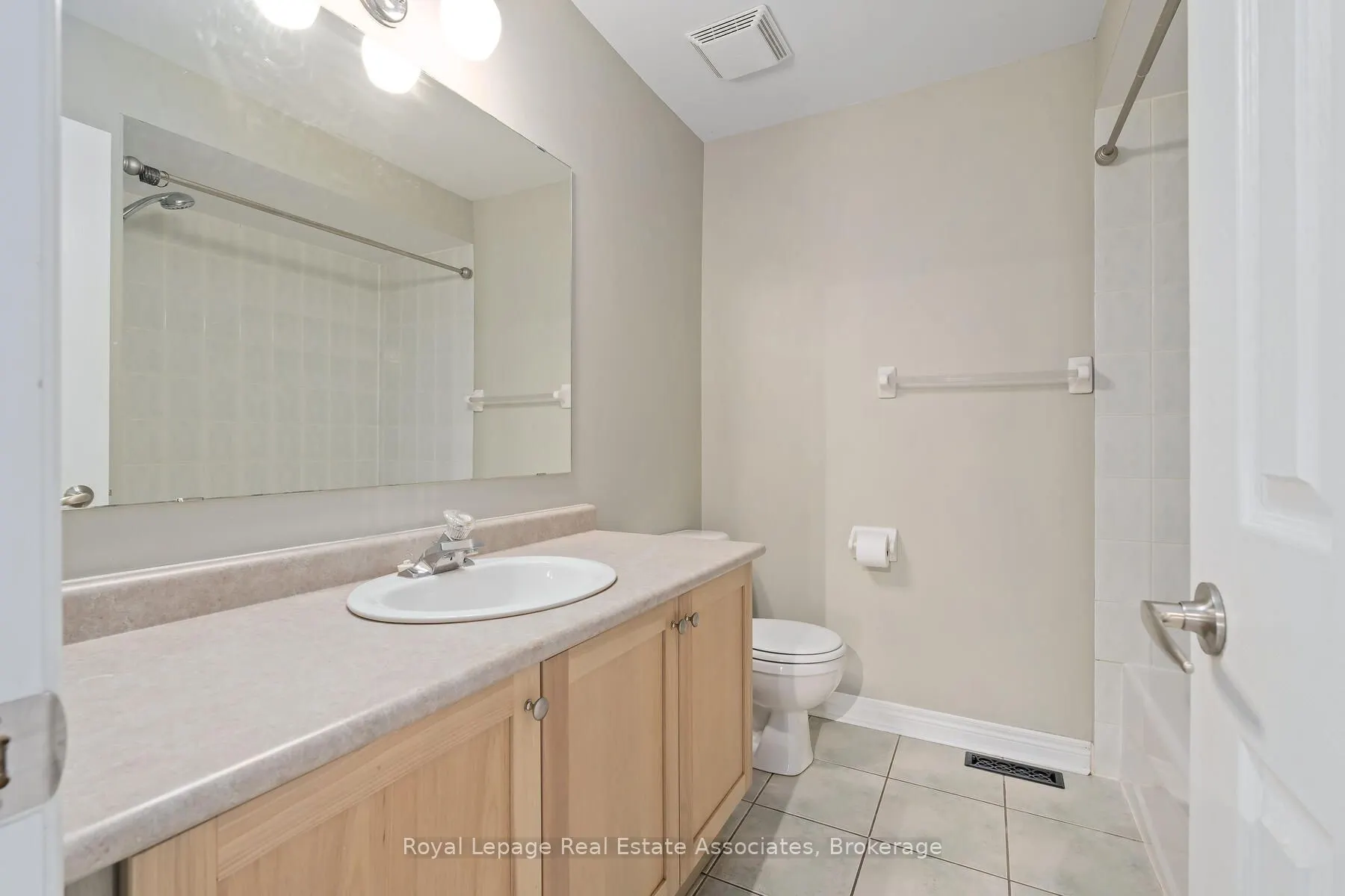 149 Mowat Crescent