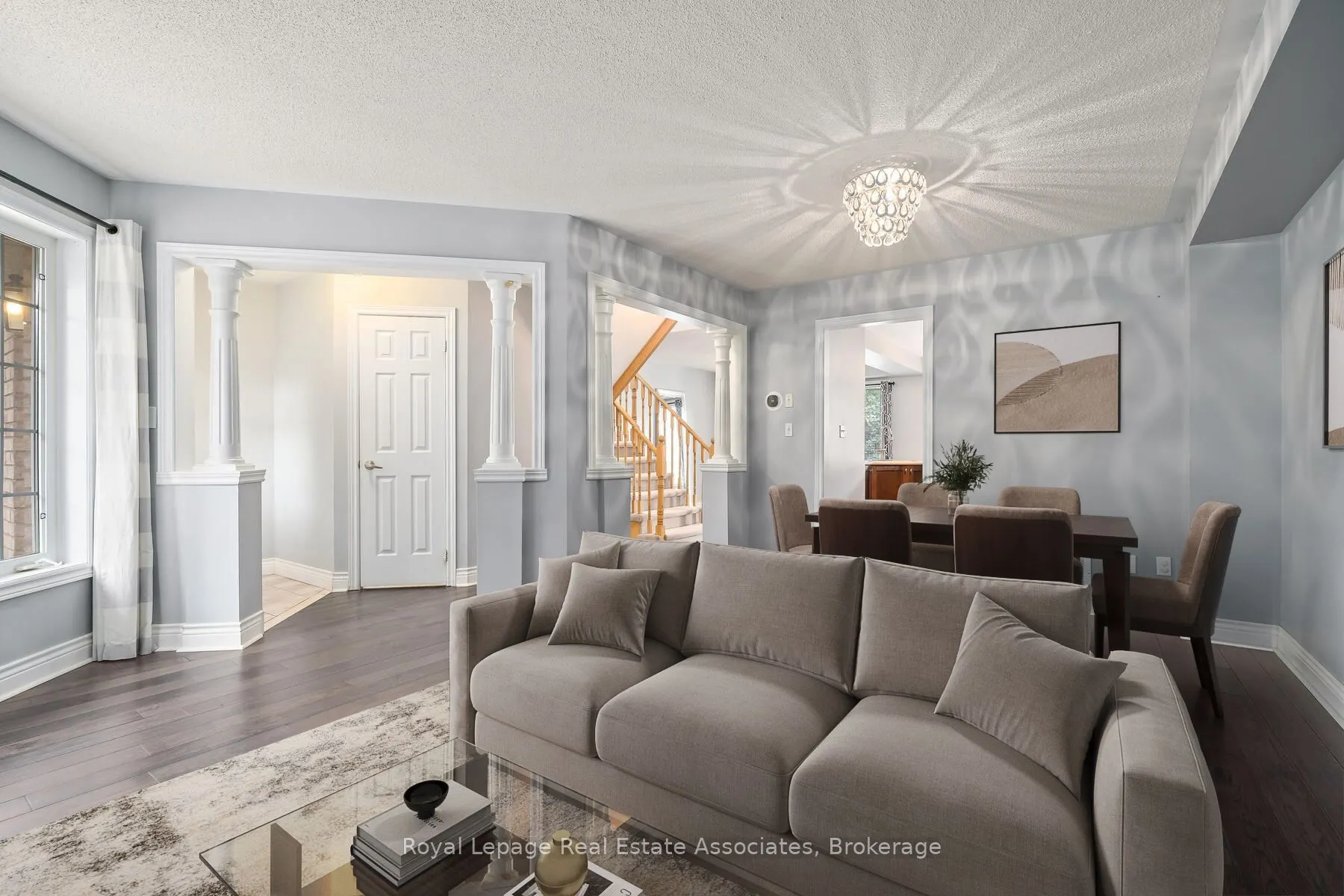 149 Mowat Crescent