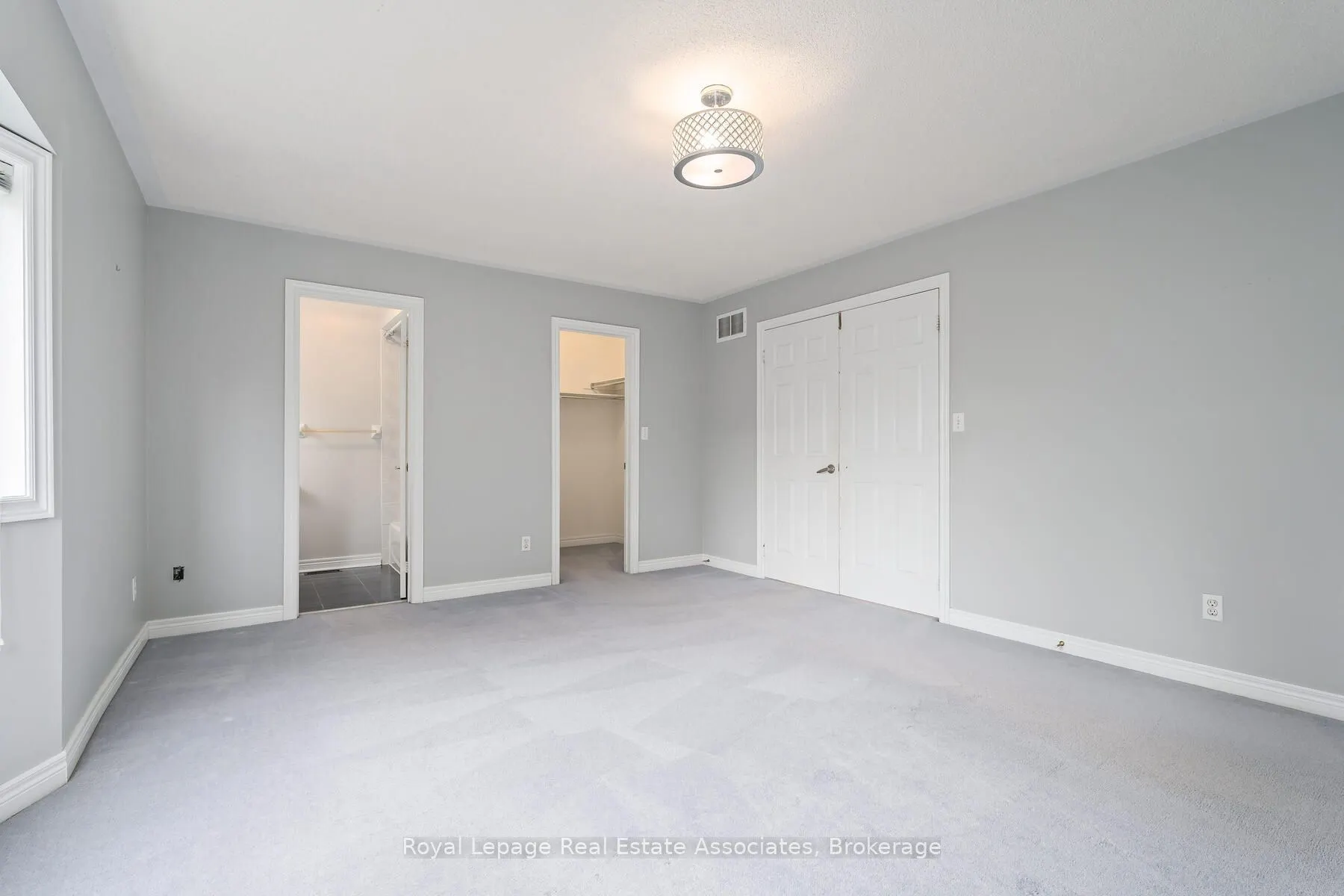 149 Mowat Crescent