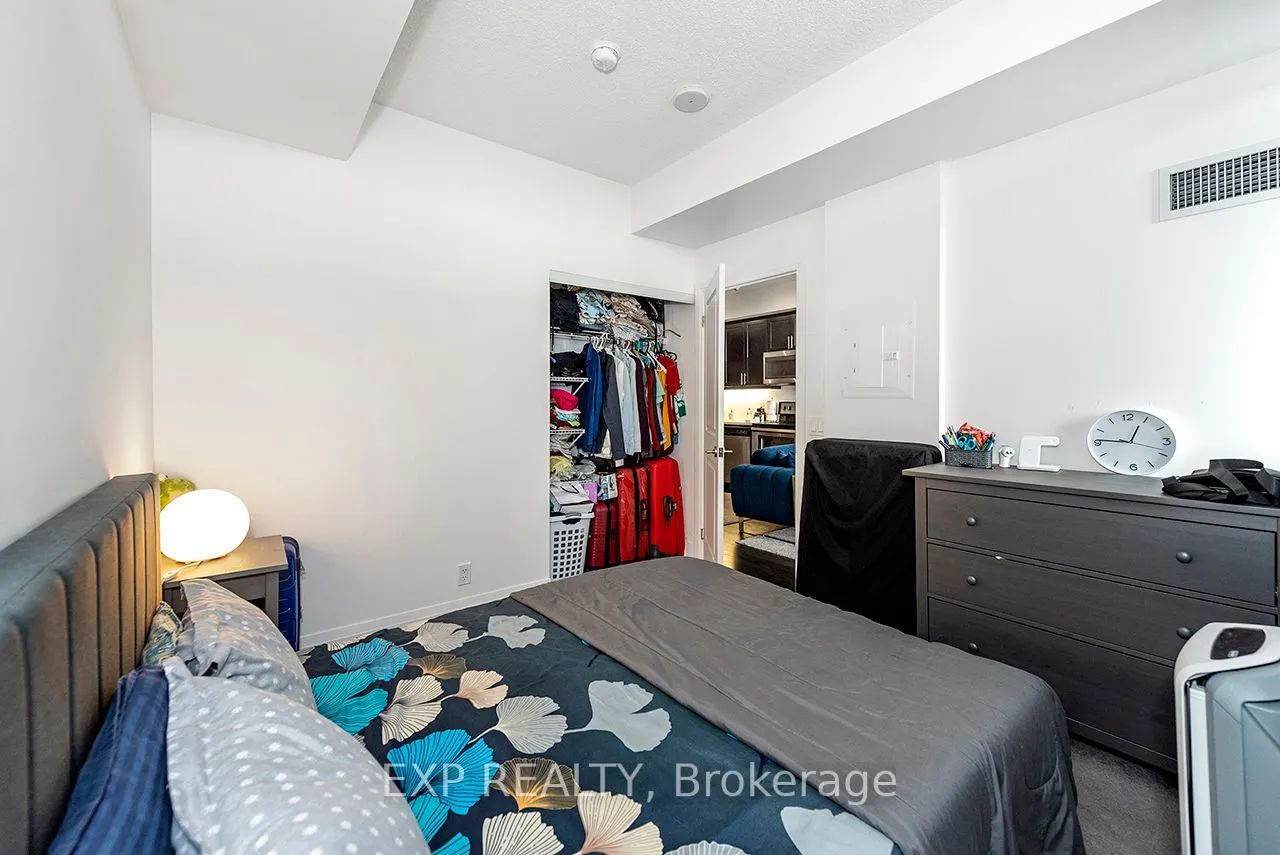 17 Zorra Street, #1401