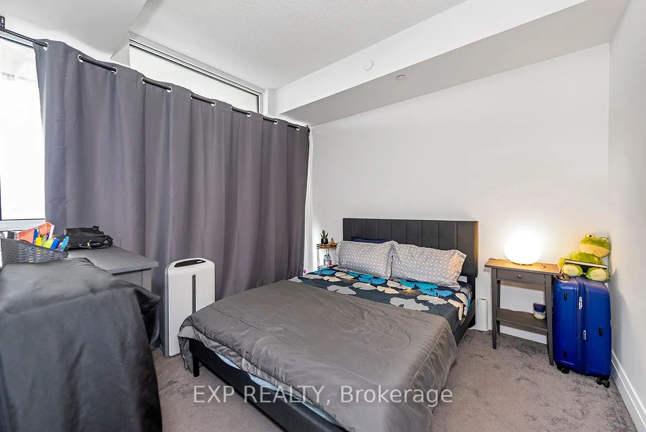 17 Zorra Street, #1401