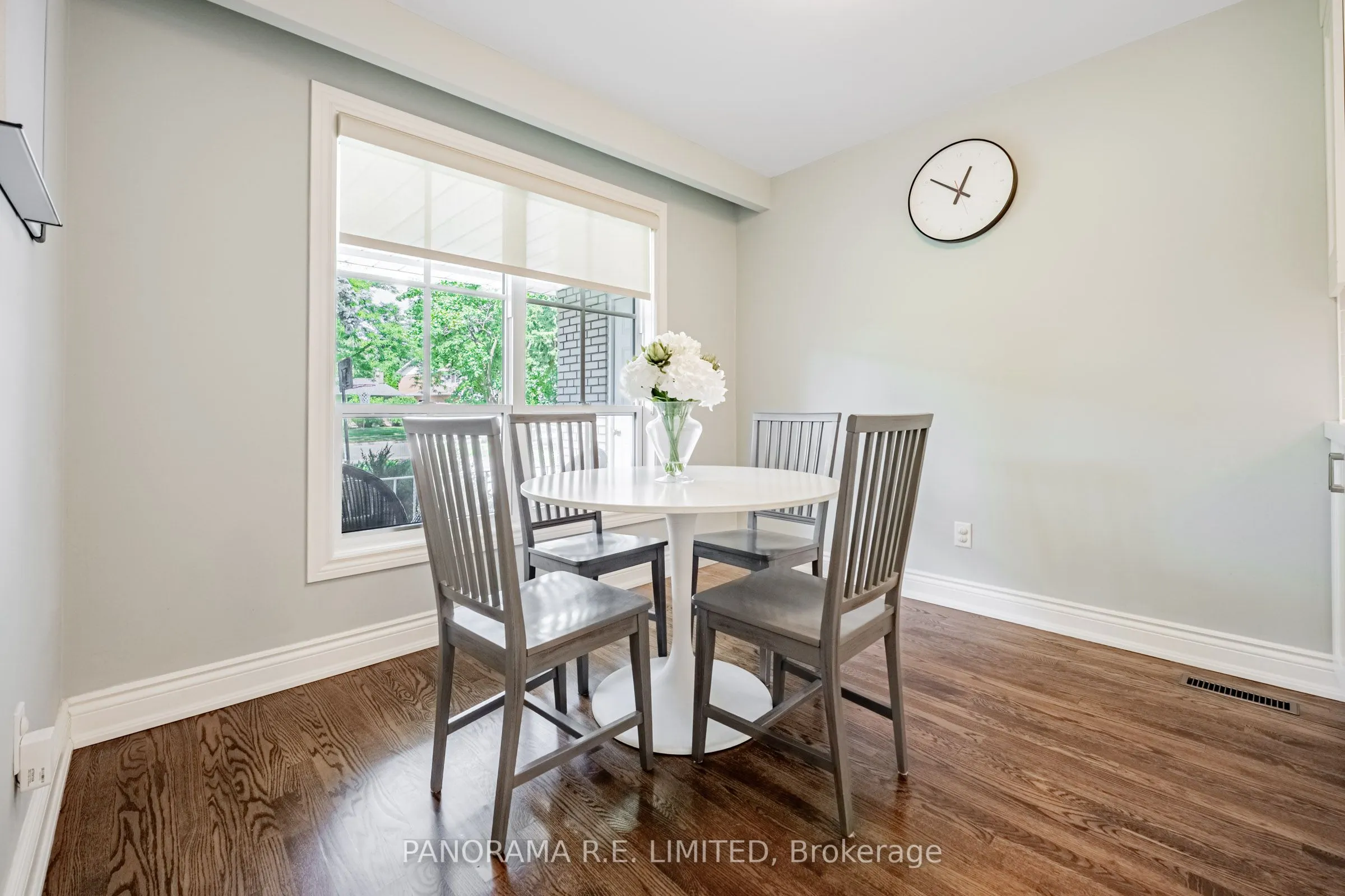 3264 Lonefeather Crescent