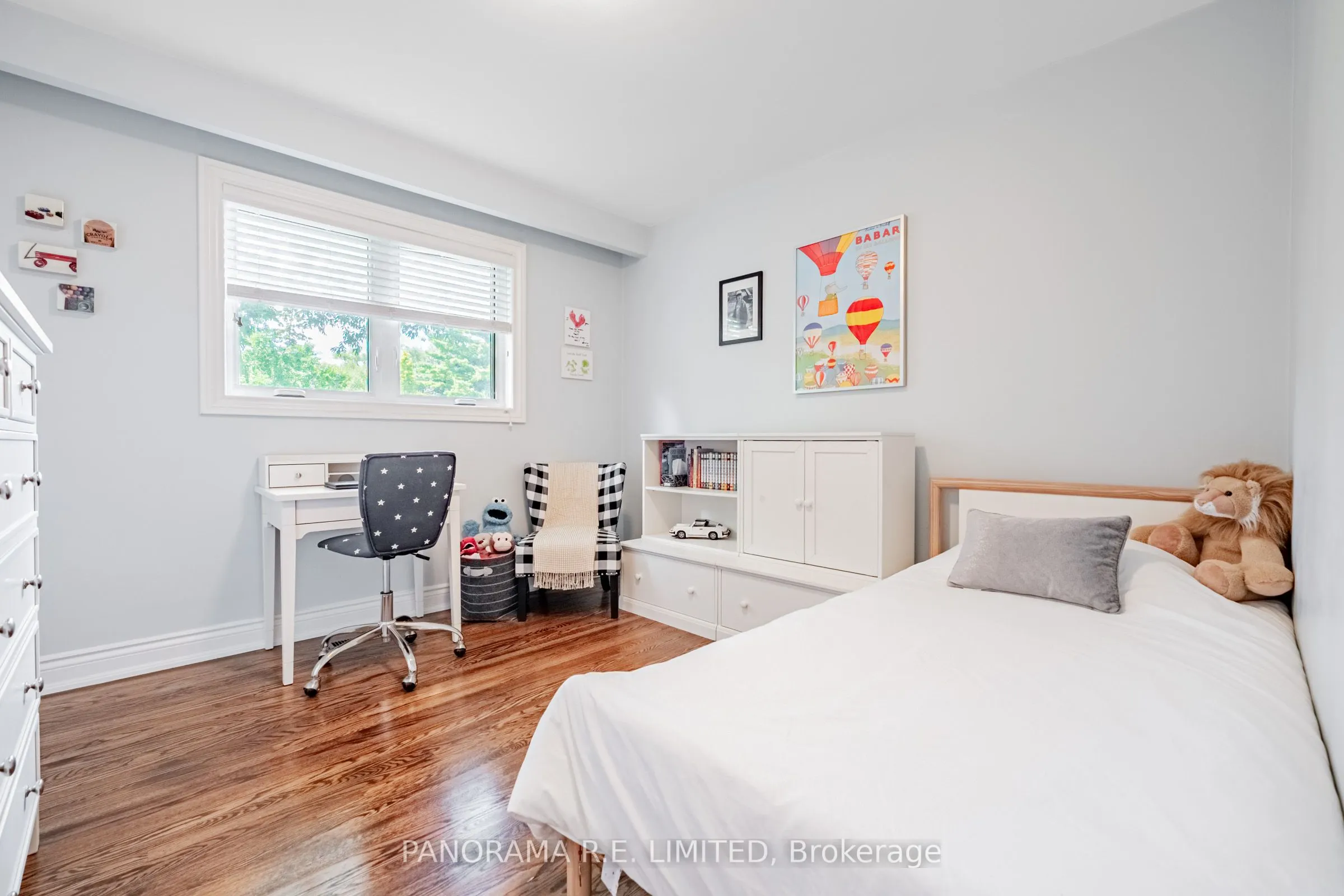 3264 Lonefeather Crescent