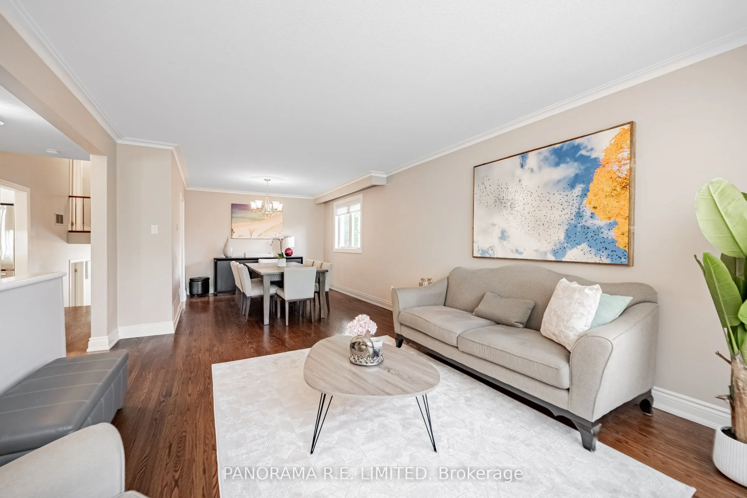 3264 Lonefeather Crescent