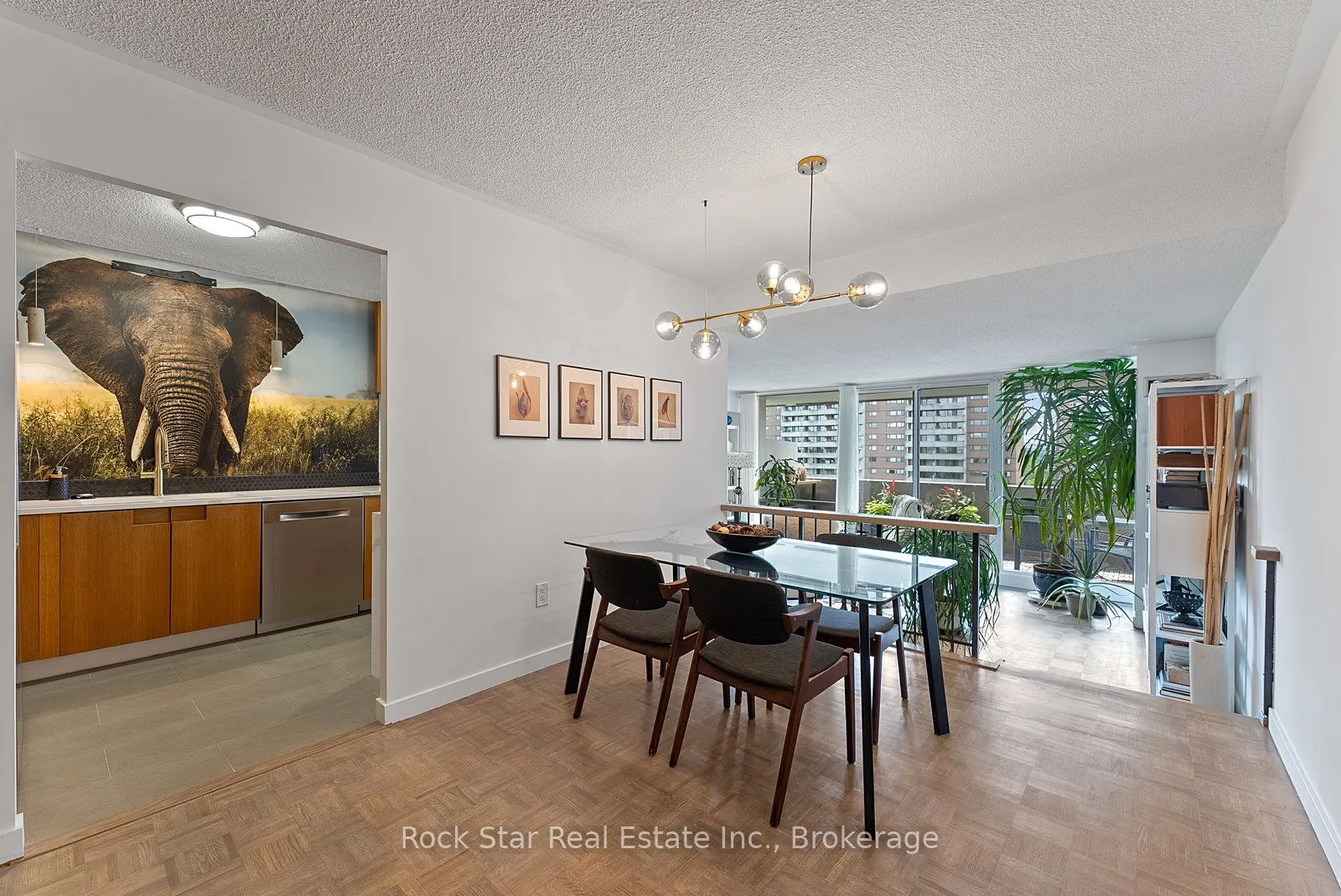 270 Scarlett Road, #1305
