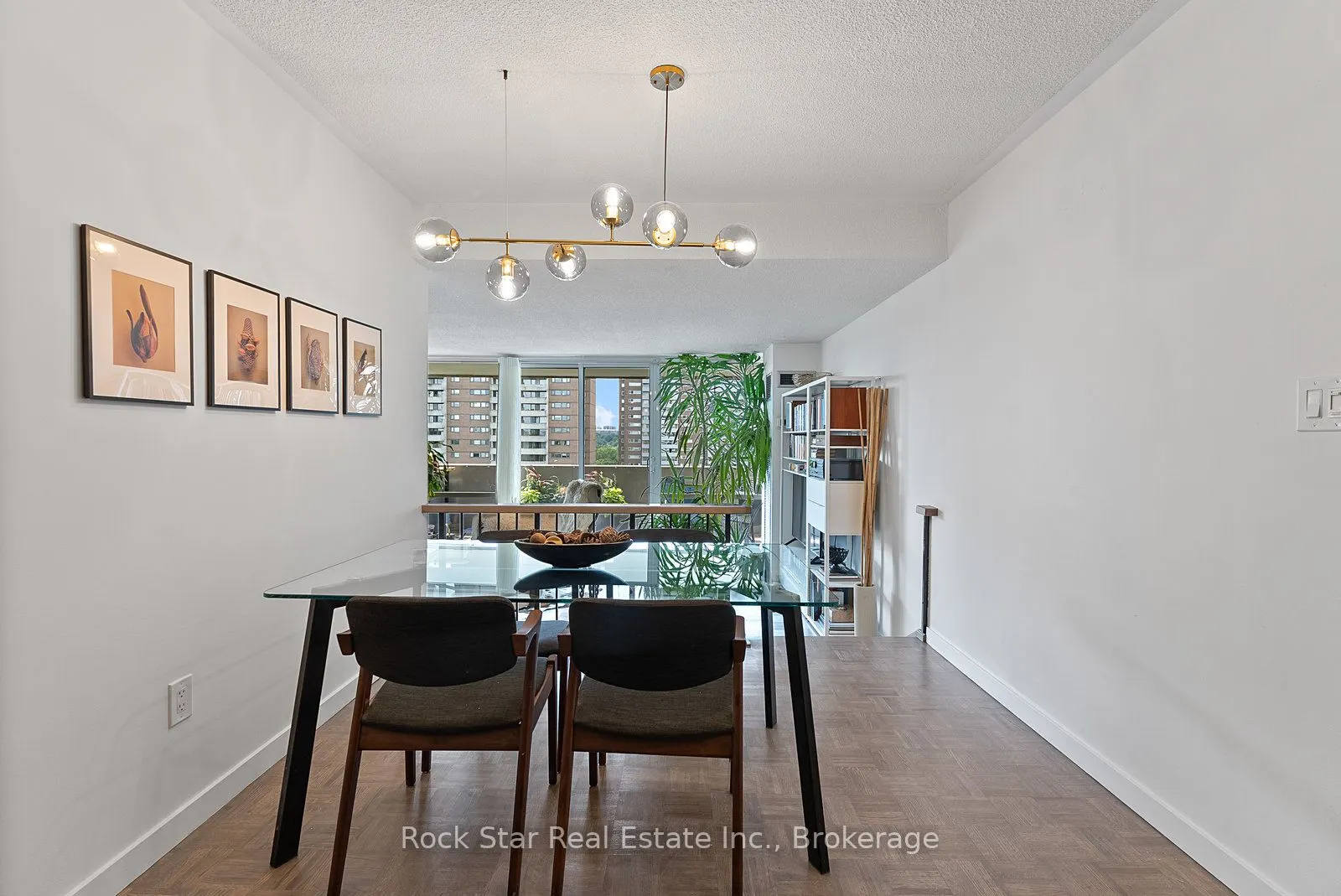 270 Scarlett Road, #1305
