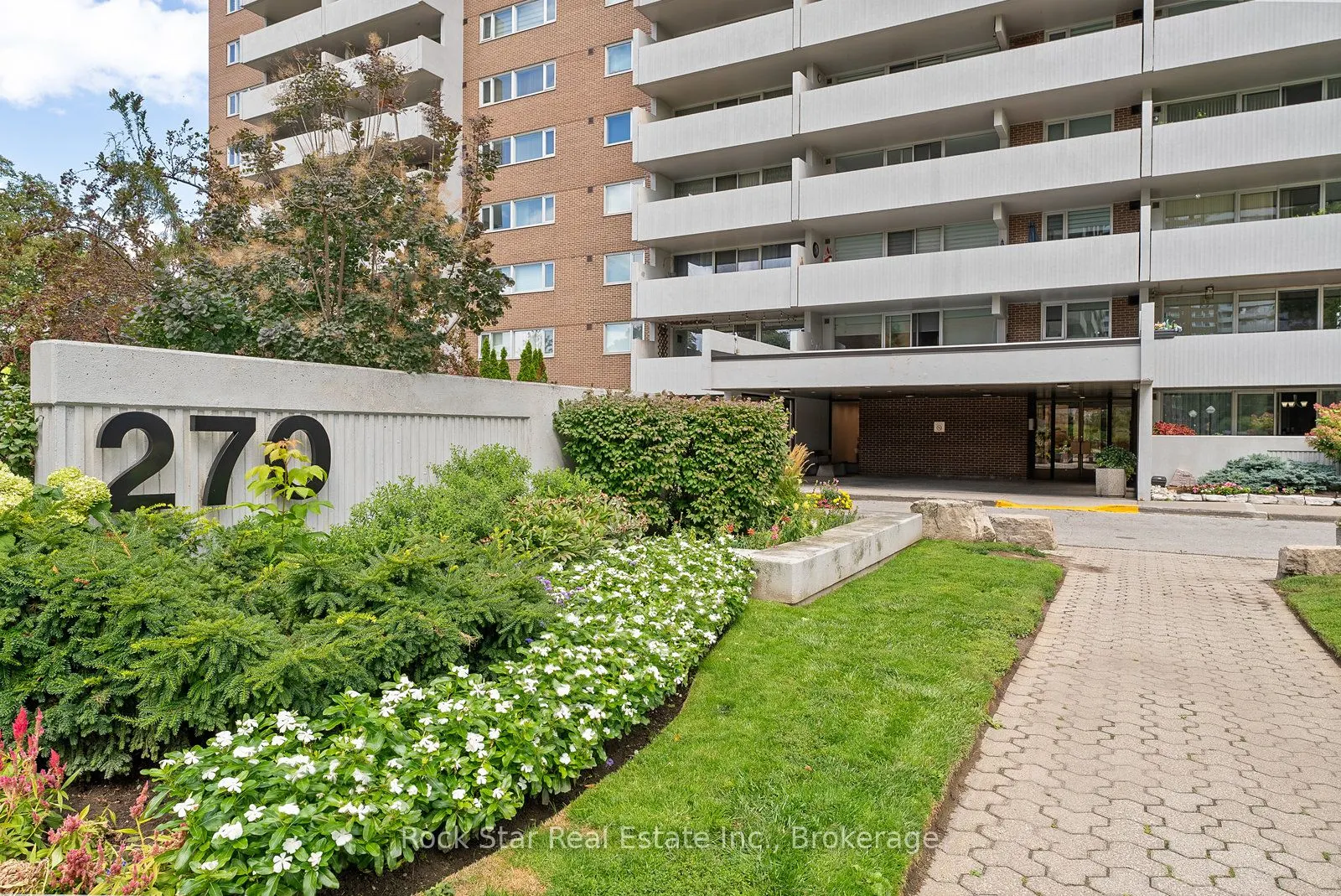270 Scarlett Road, #1305
