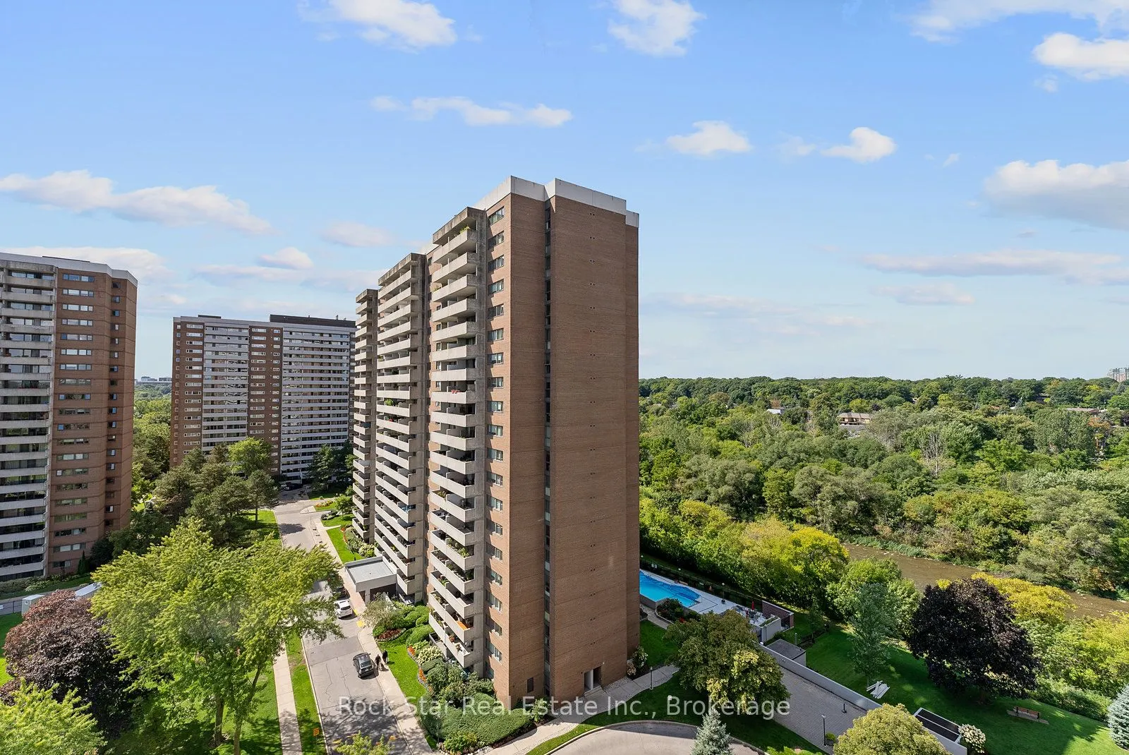 270 Scarlett Road, #1305