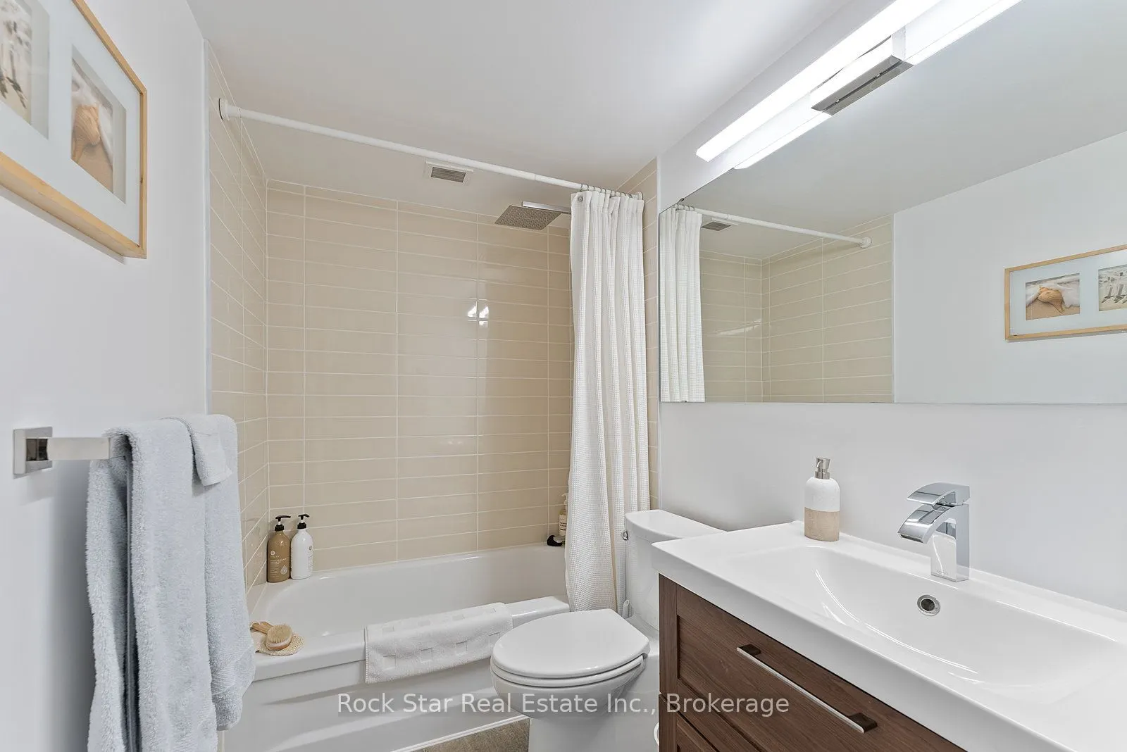 270 Scarlett Road, #1305