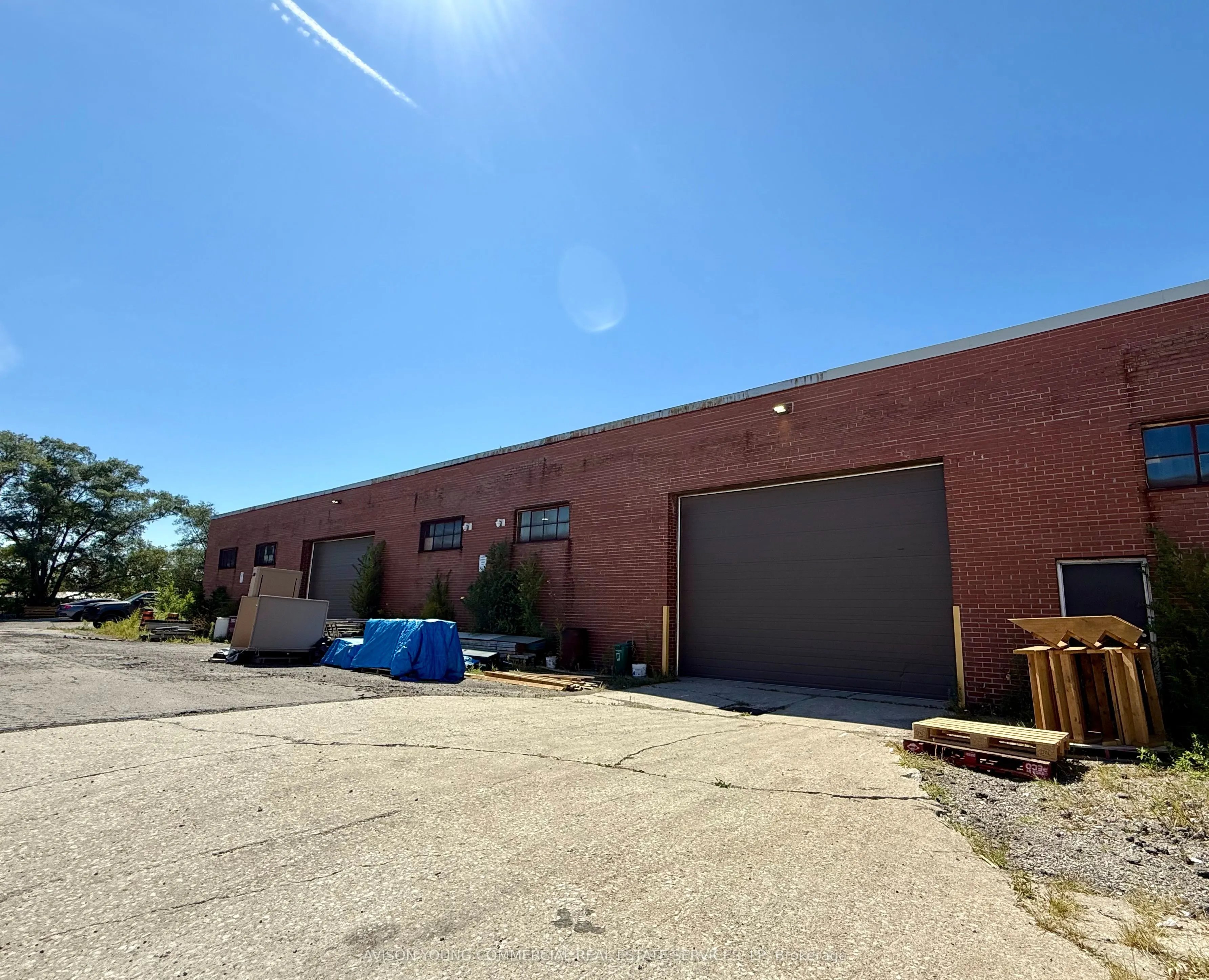 16 Benton Road