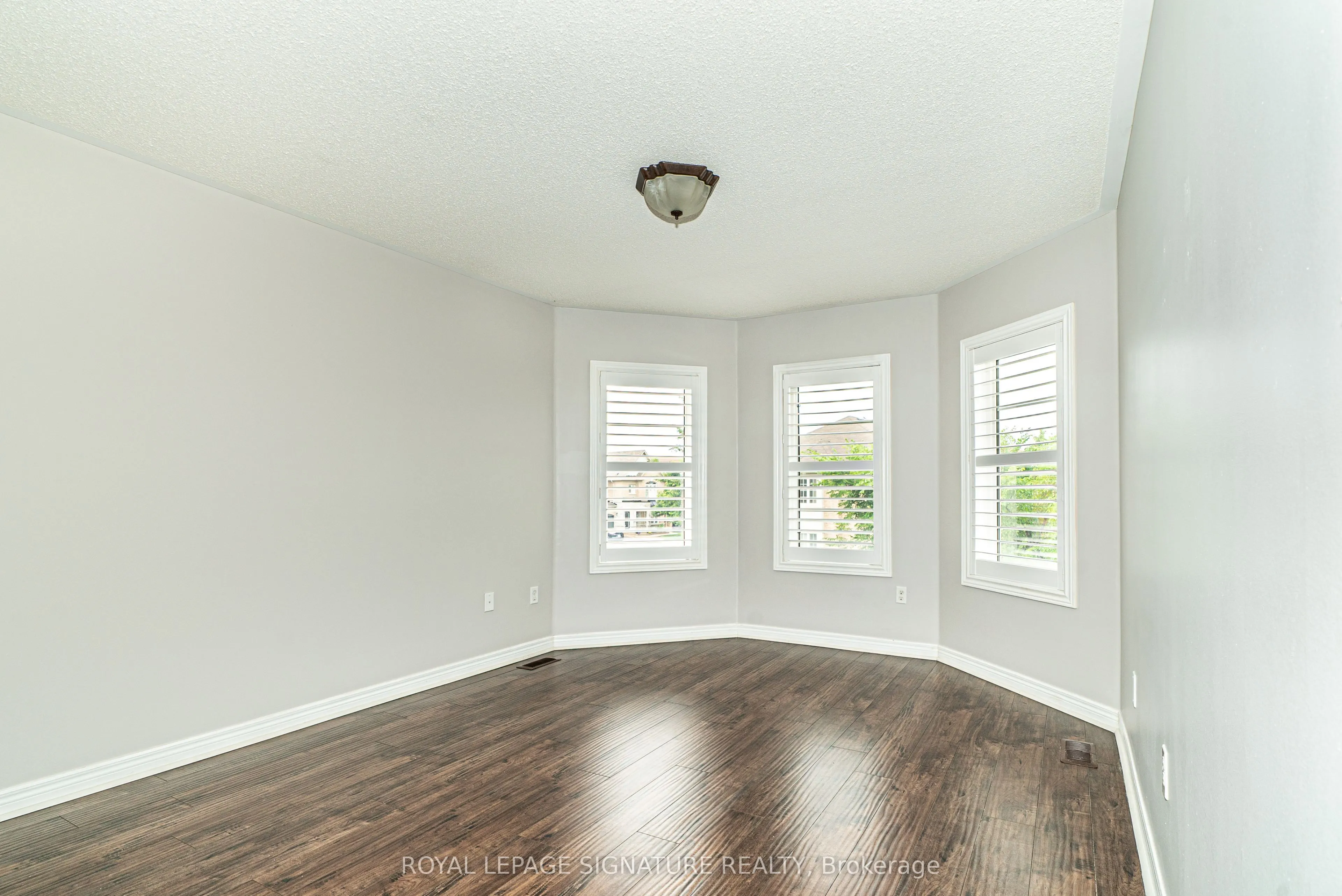 4 Ripple Street