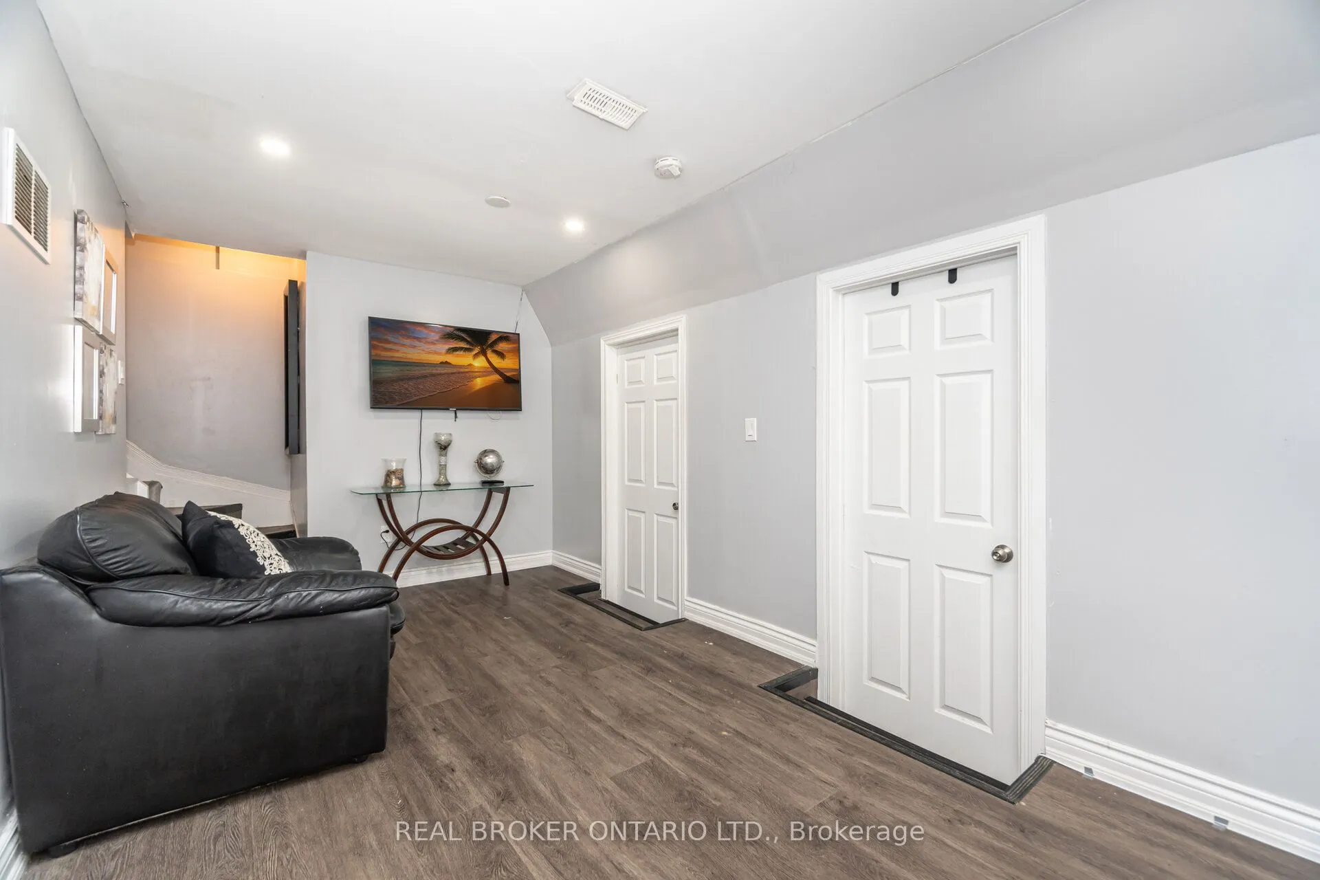 11 Pierpont Place