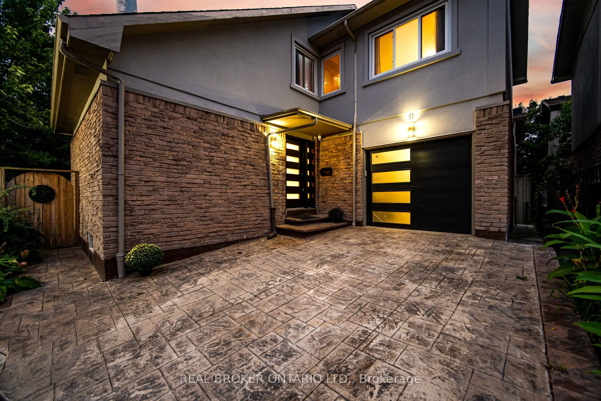 11 Pierpont Place