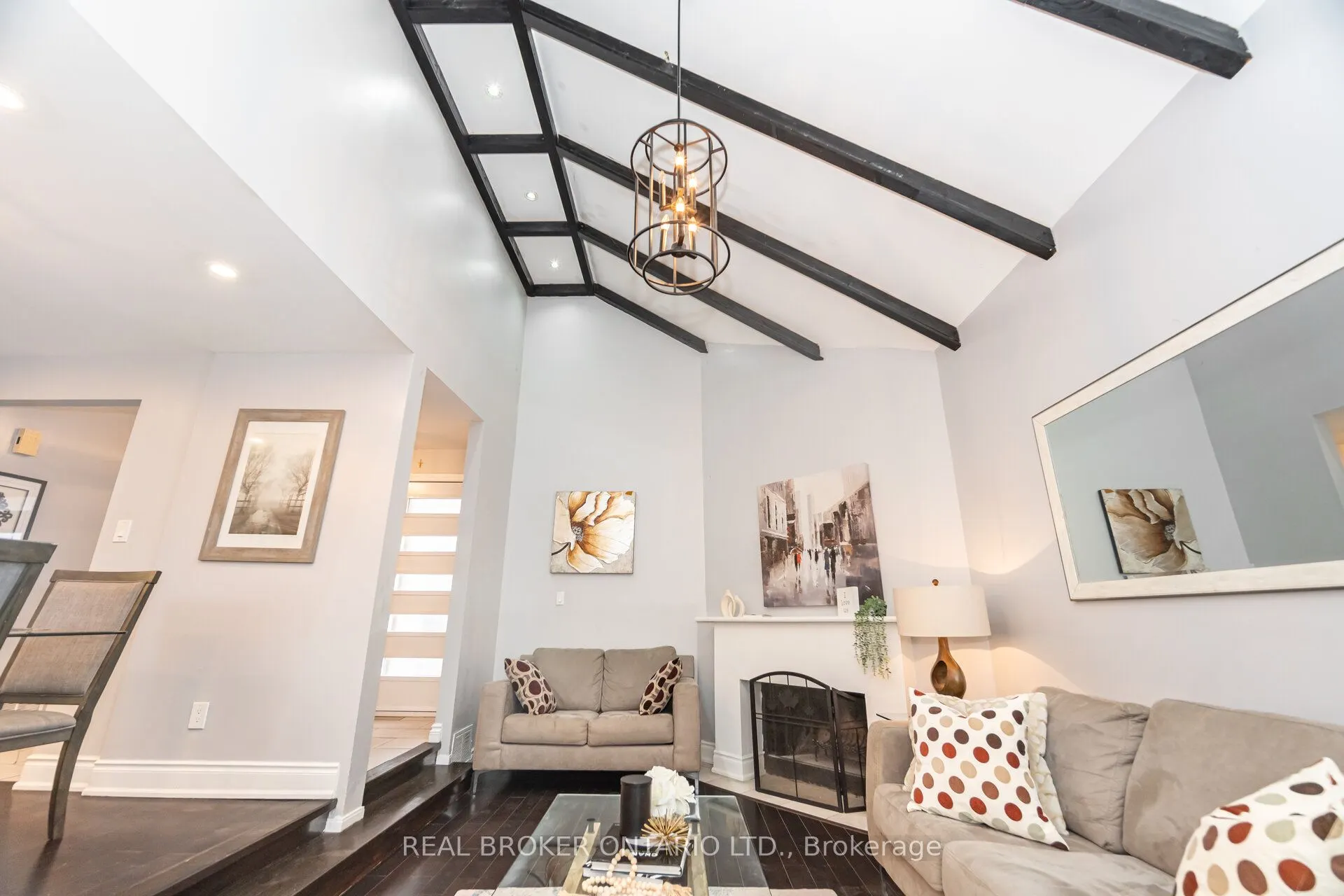 11 Pierpont Place