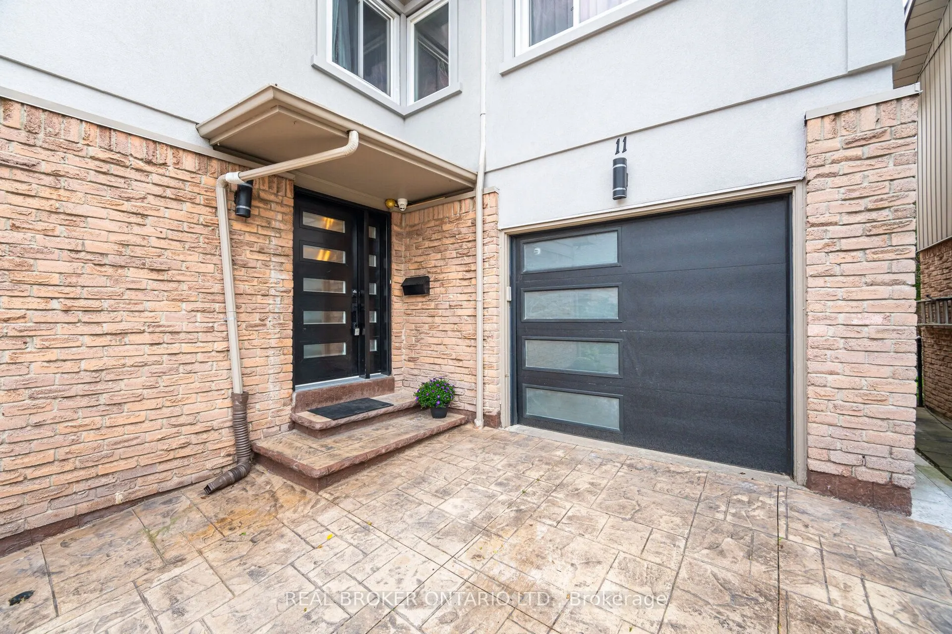 11 Pierpont Place