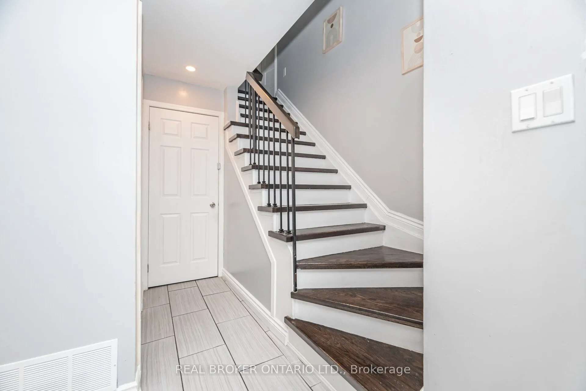 11 Pierpont Place