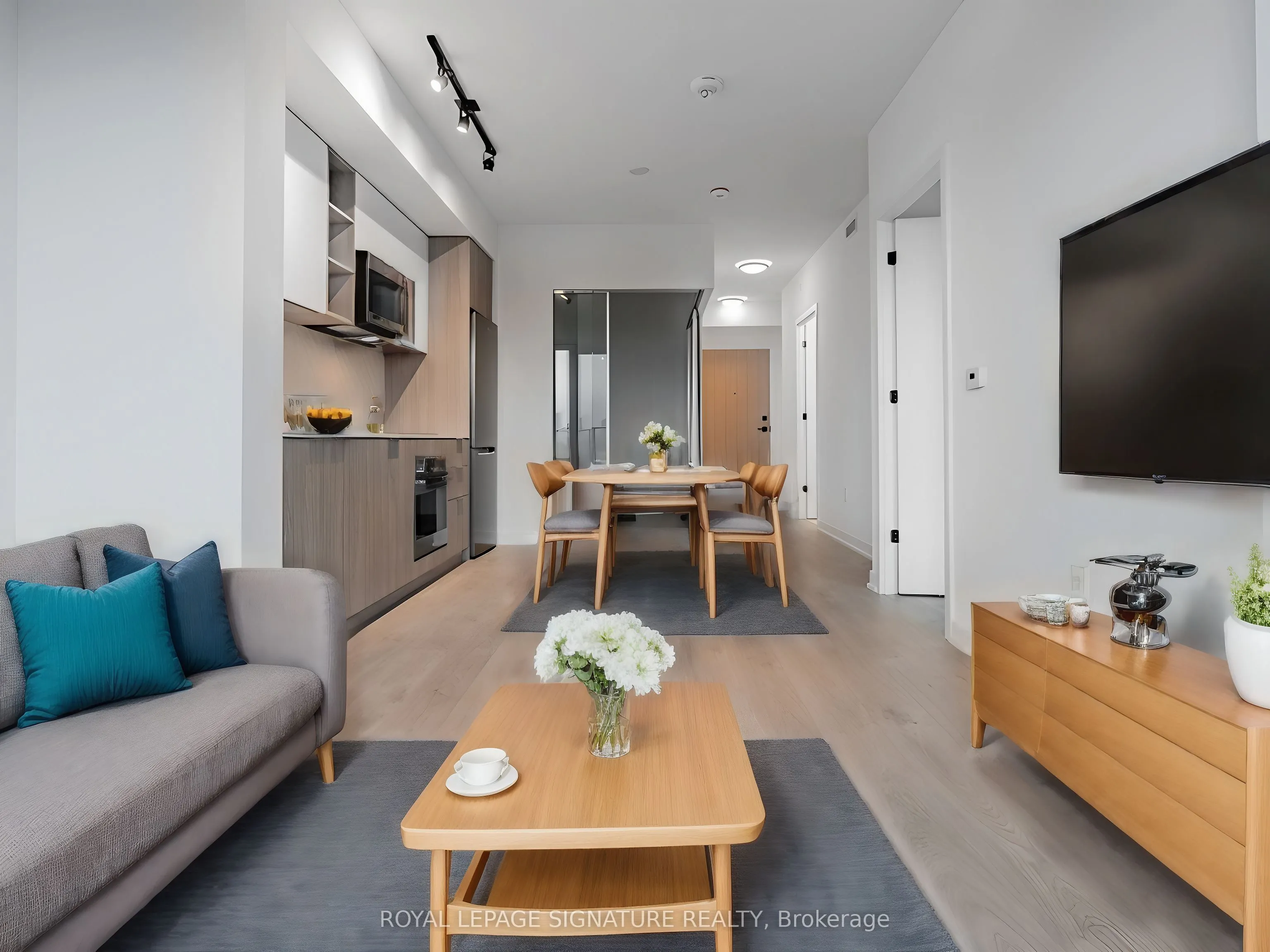 36 Zorra Street, #805