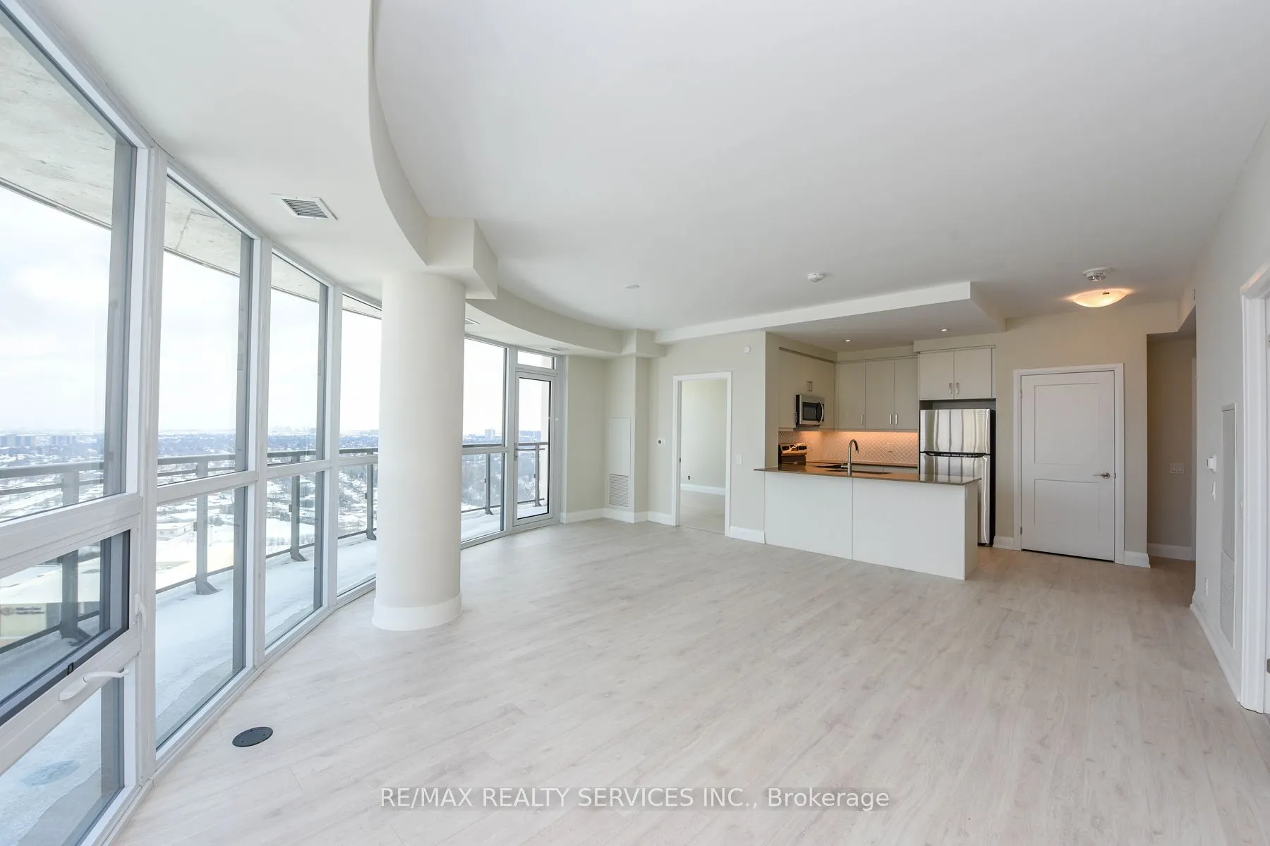 15 Lynch Street, #2103