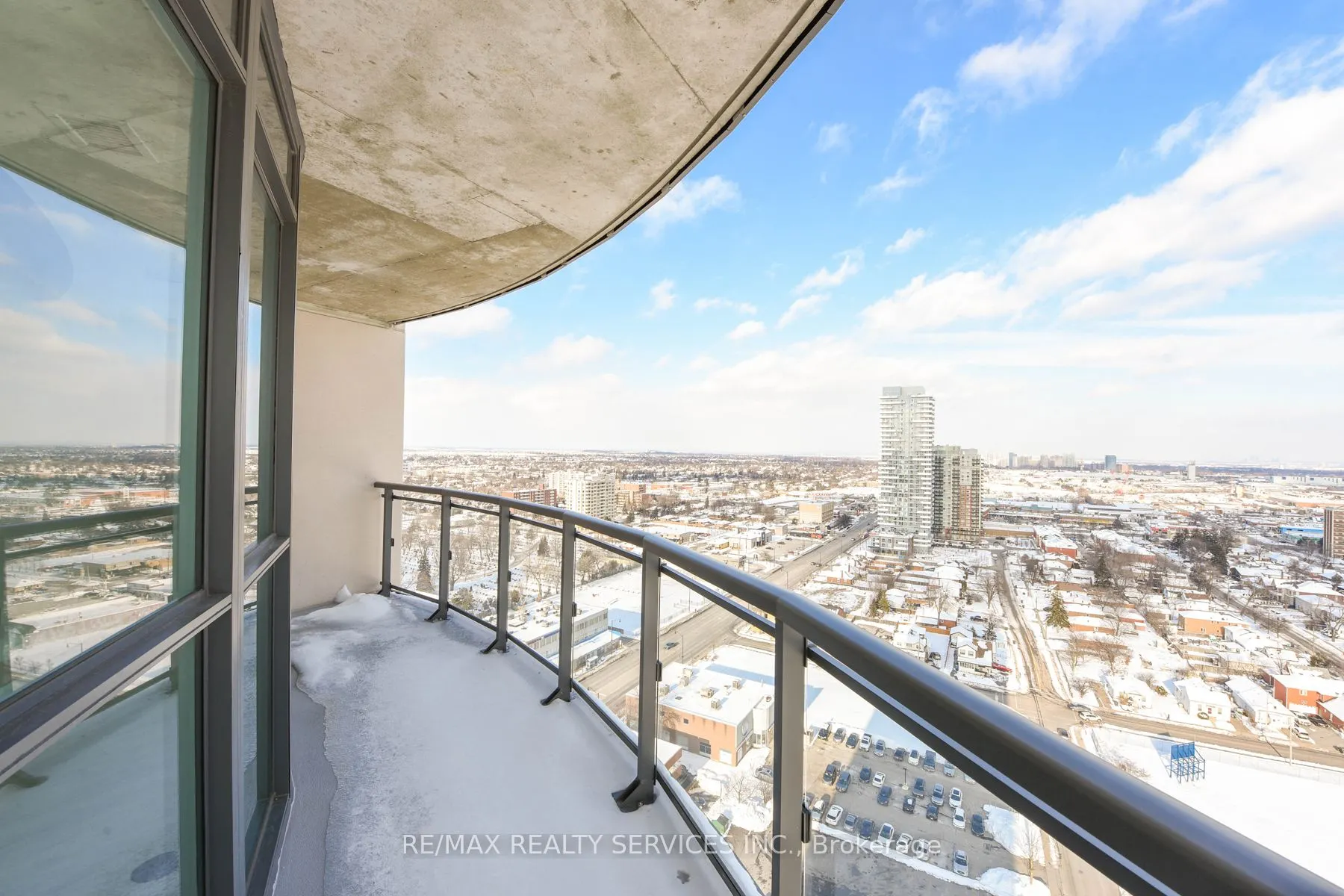 15 Lynch Street, #2103