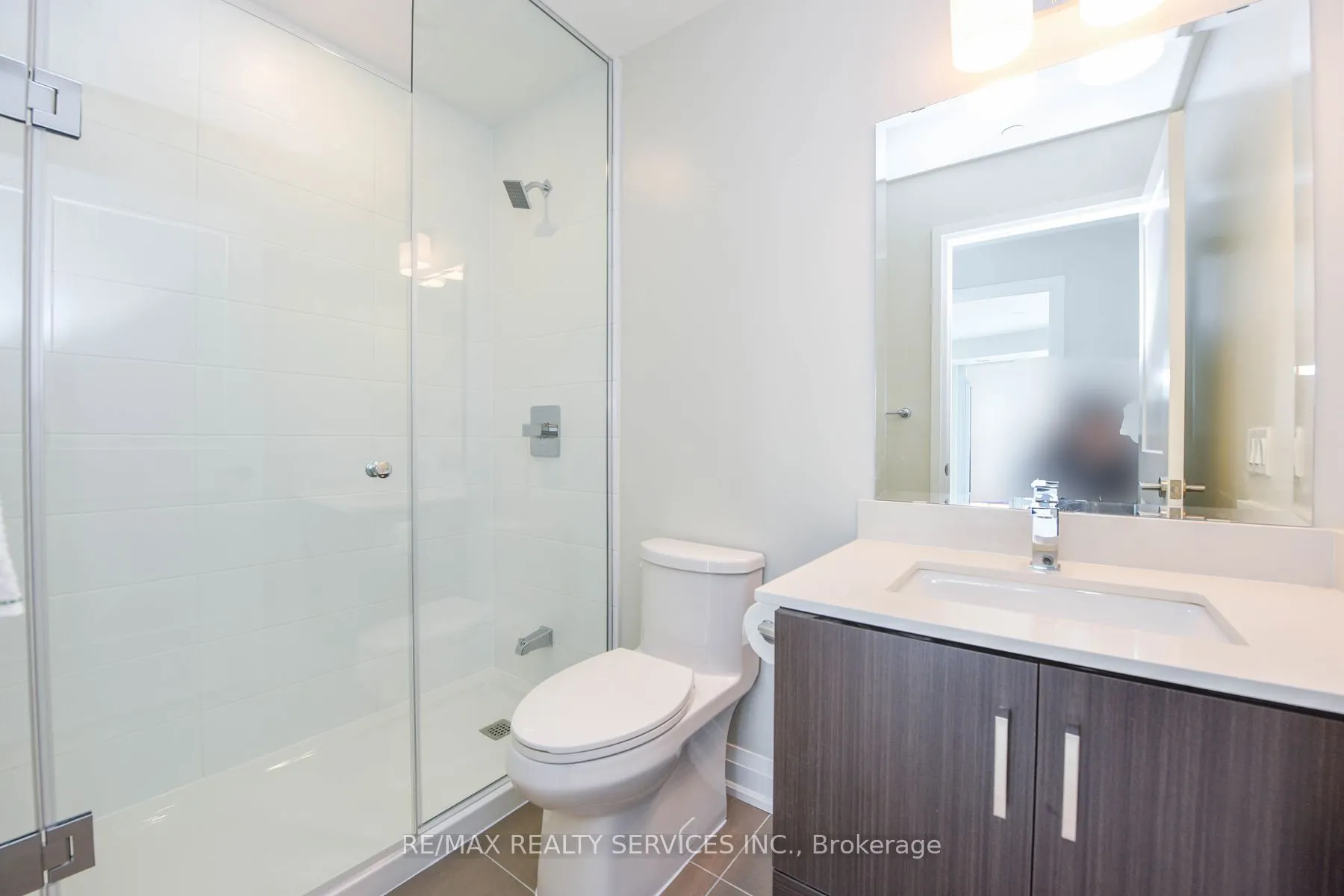 15 Lynch Street, #2103